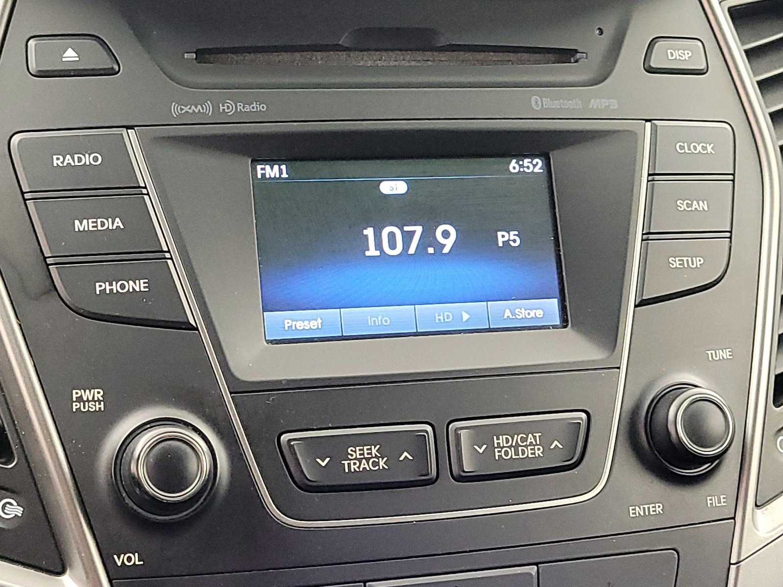 2014 Hyundai Santa Fe Sport 2.0T - Photo 16
