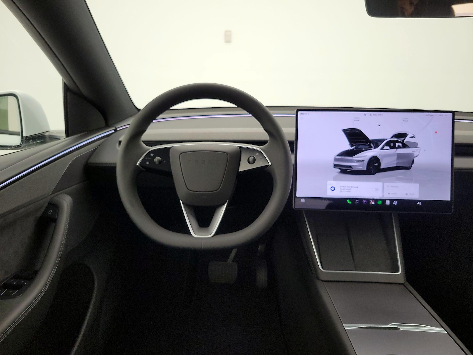 2026 Tesla Model Y Premium, photo 11