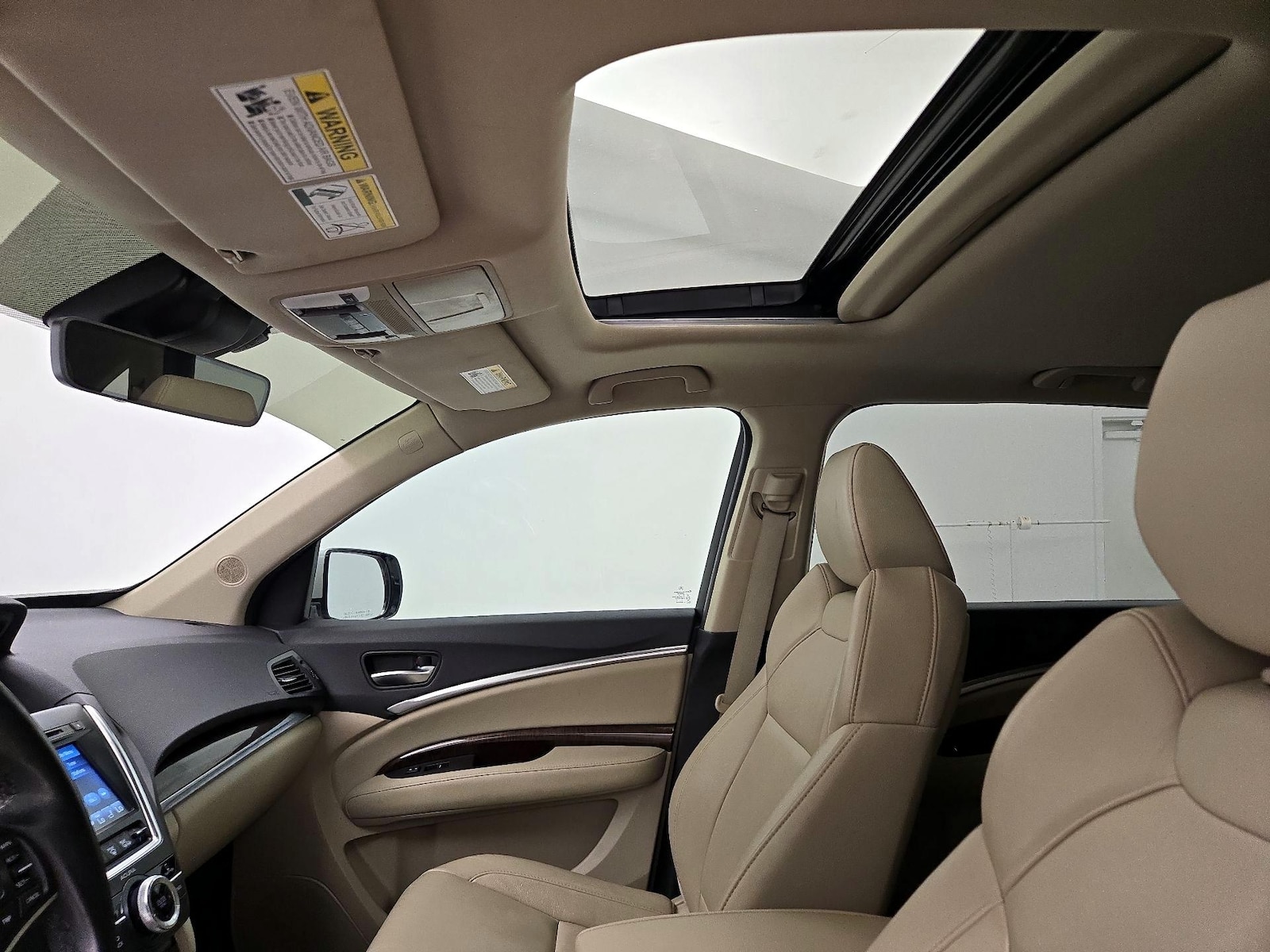 Sunroof(s) & Overhead Airbags