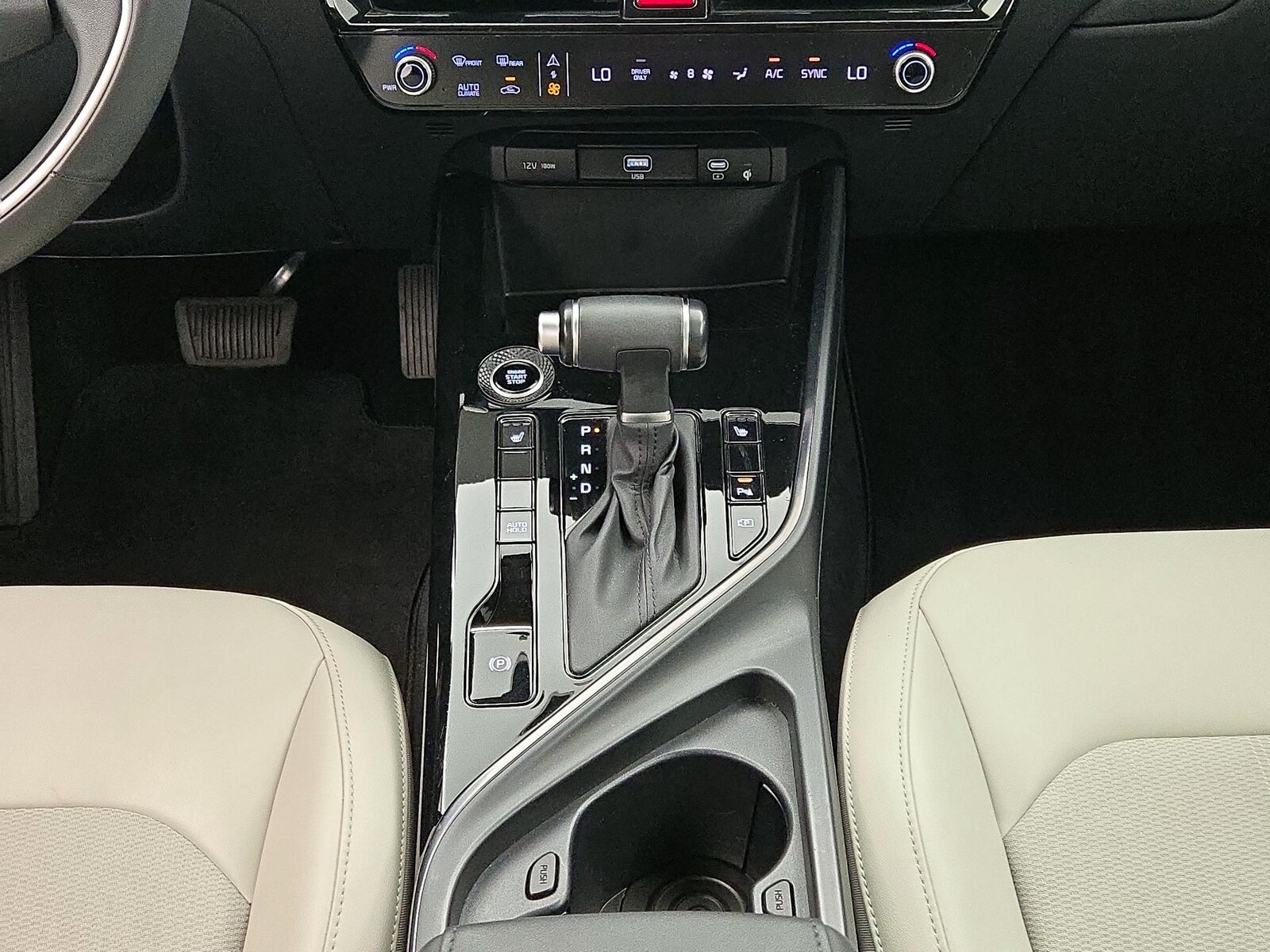 2023 Kia Niro EX - Photo 18