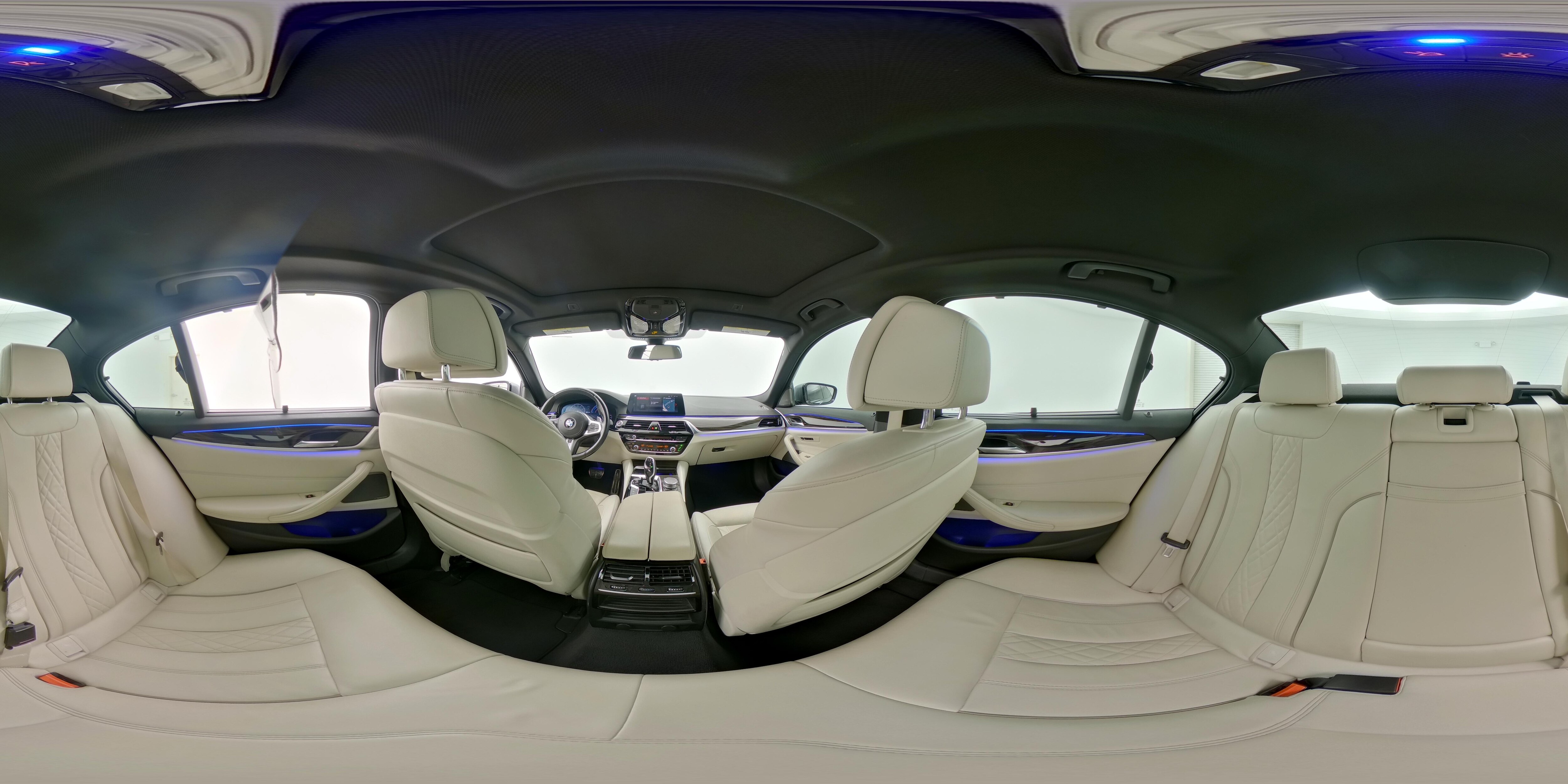 2019 BMW 5 Series 530e - Photo 27