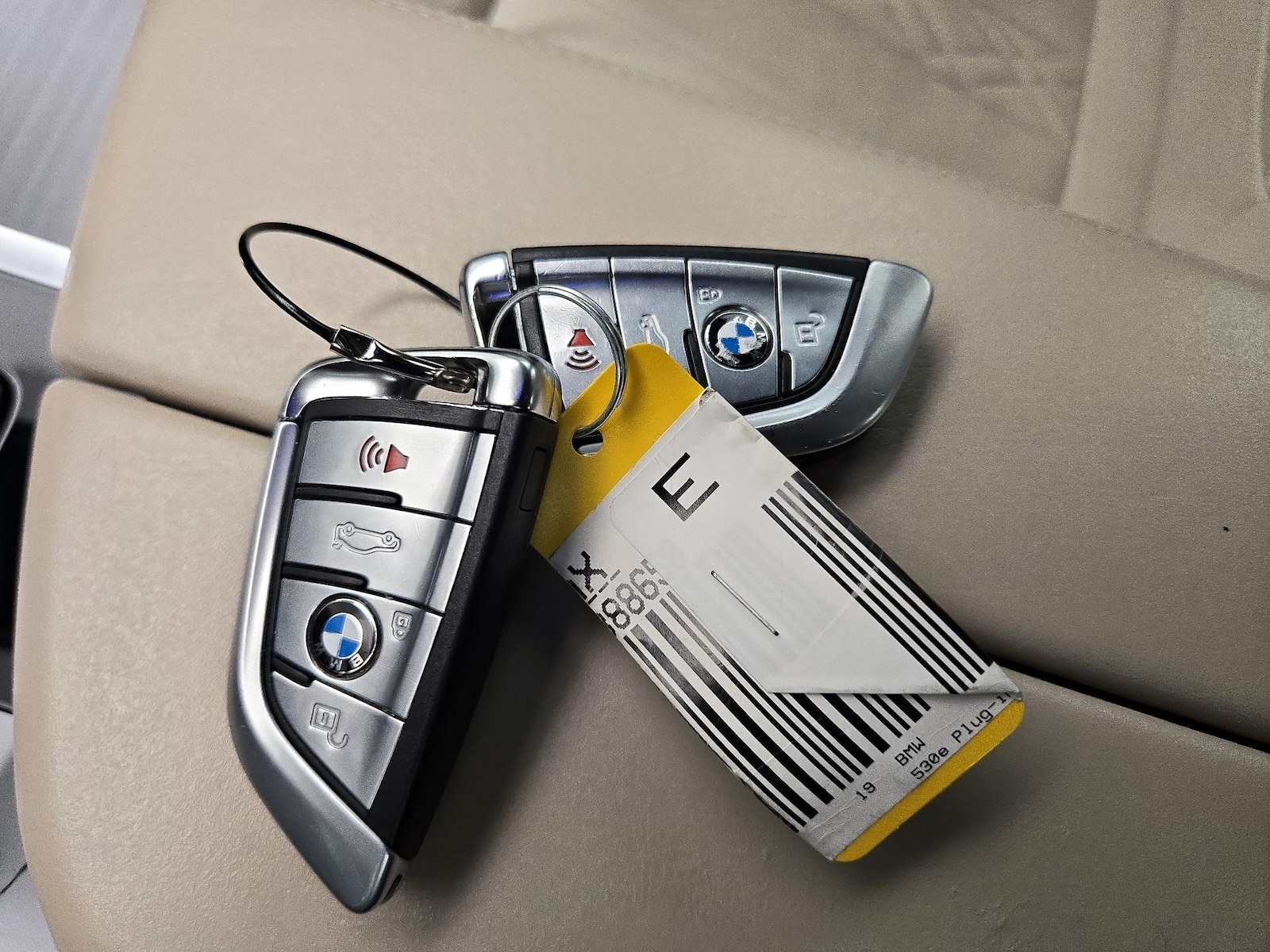 2019 BMW 5 Series 530e - Photo 25