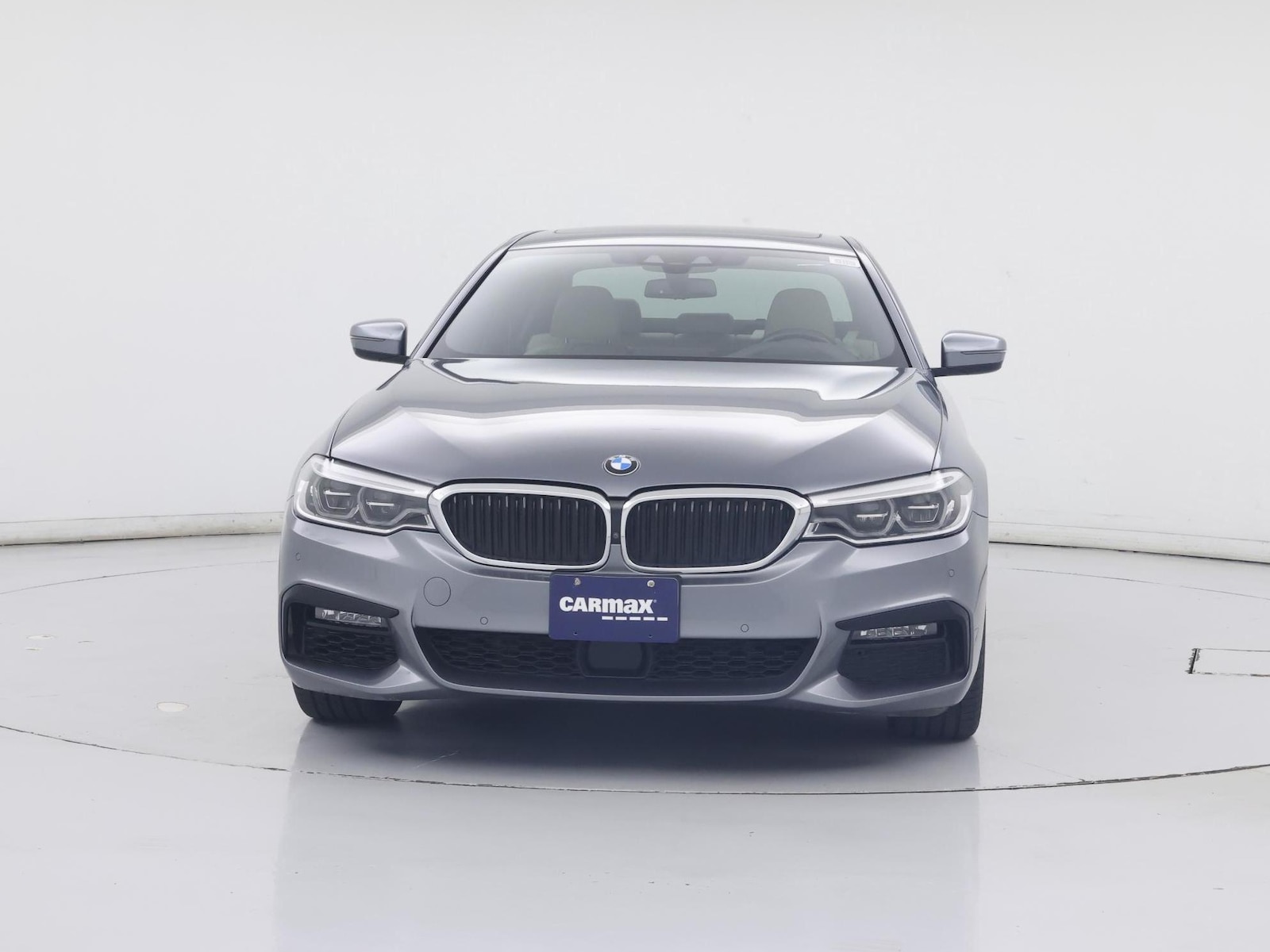 2019 BMW 5 Series 530e - Photo 6