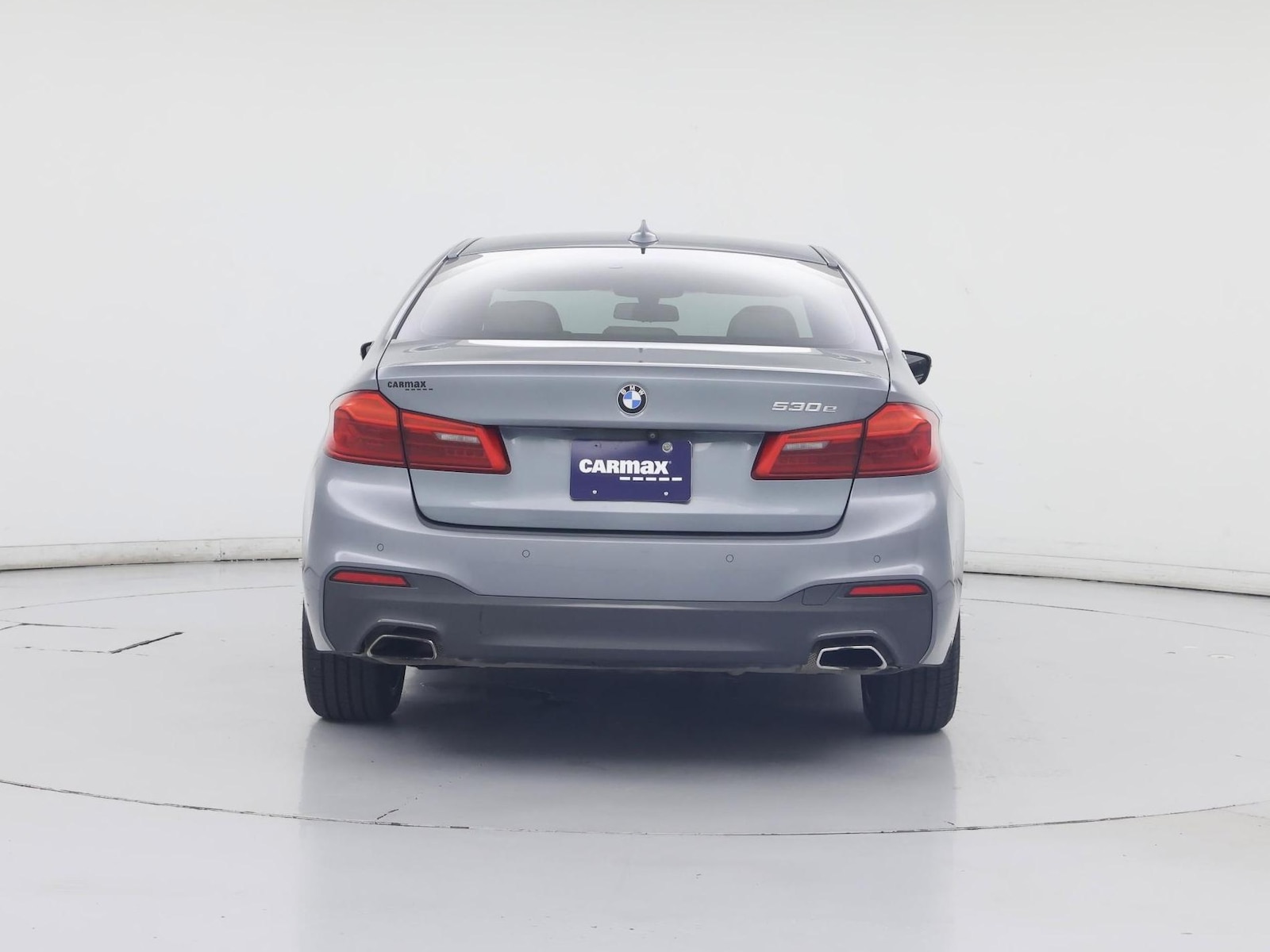 2019 BMW 5 Series 530e - Photo 7