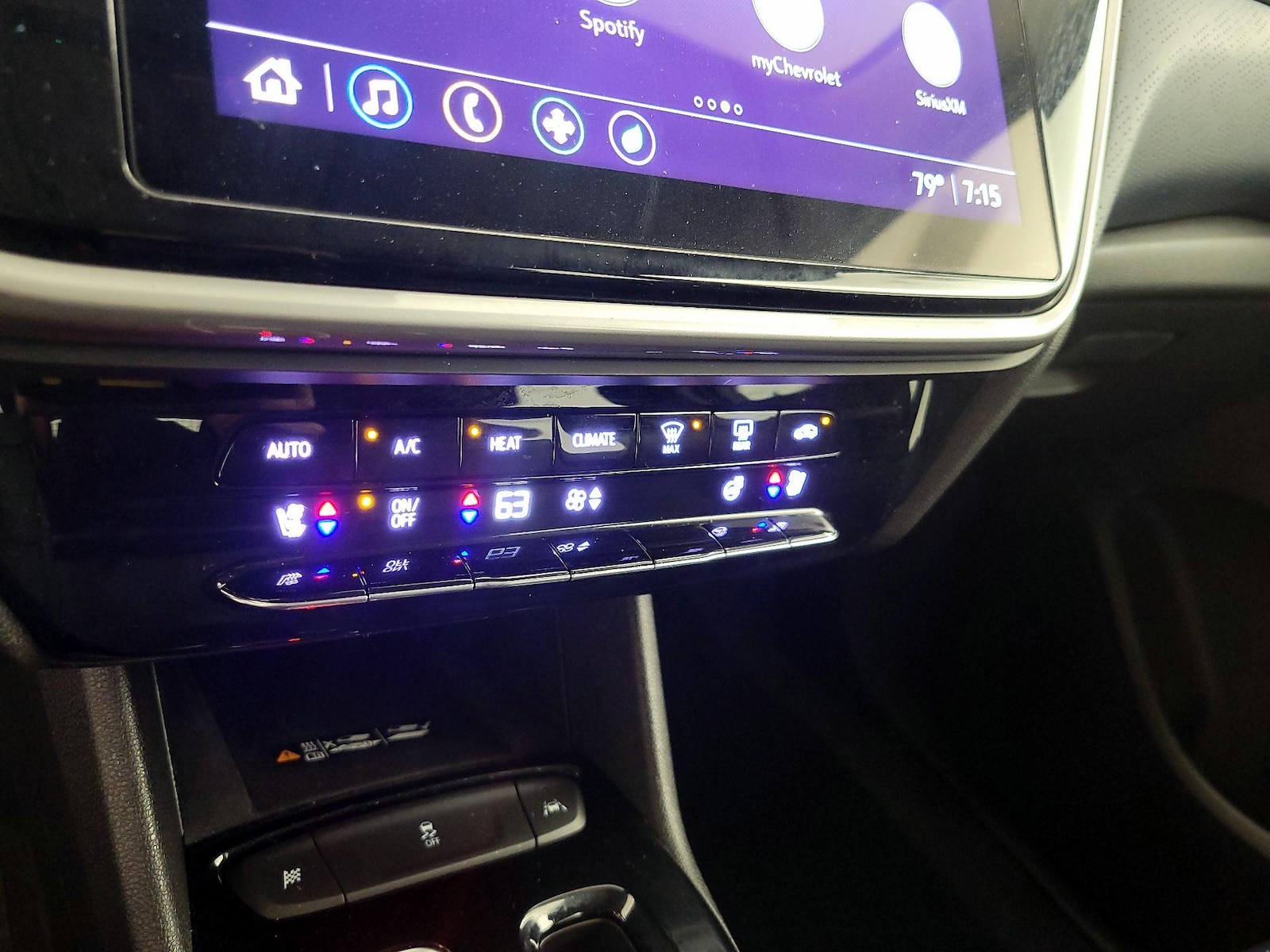 2022 Chevrolet Bolt EUV Premier - Photo 17