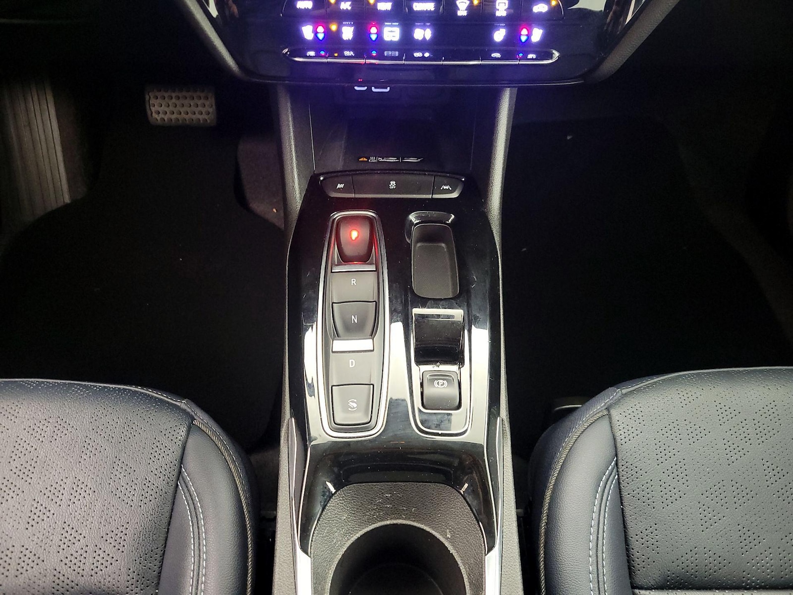 2022 Chevrolet Bolt EUV Premier - Photo 18