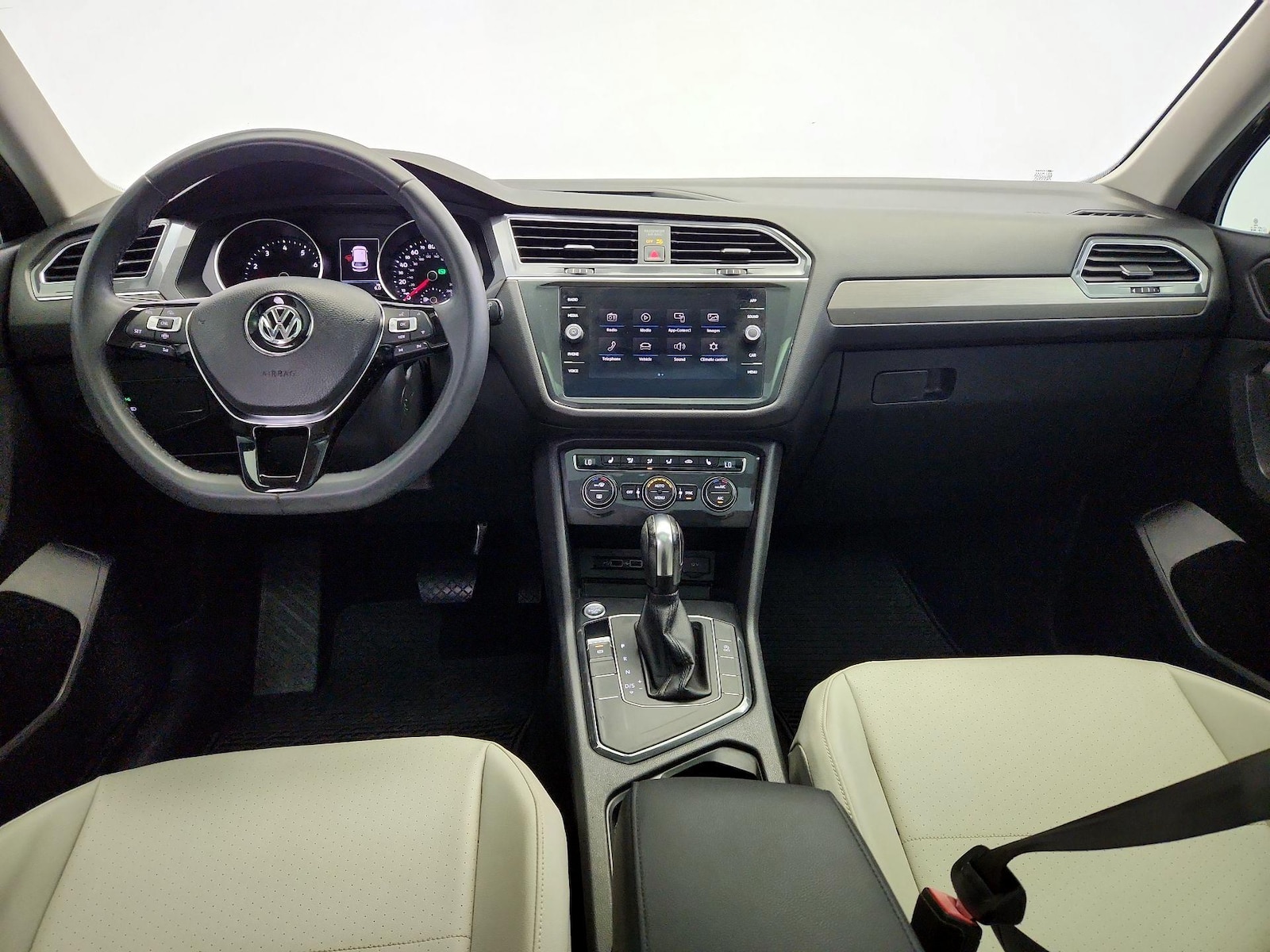 2020 Volkswagen Tiguan SE - Photo 1