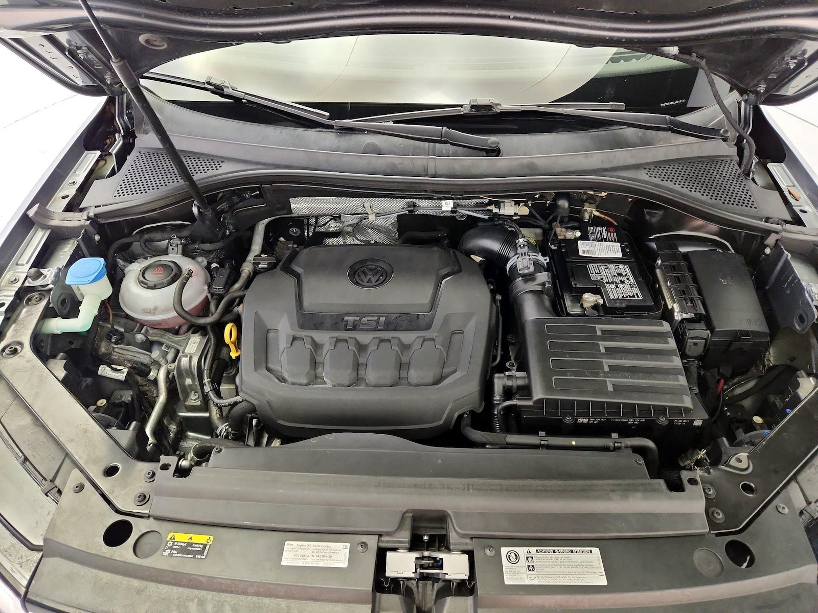 2020 Volkswagen Tiguan SE - Photo 16