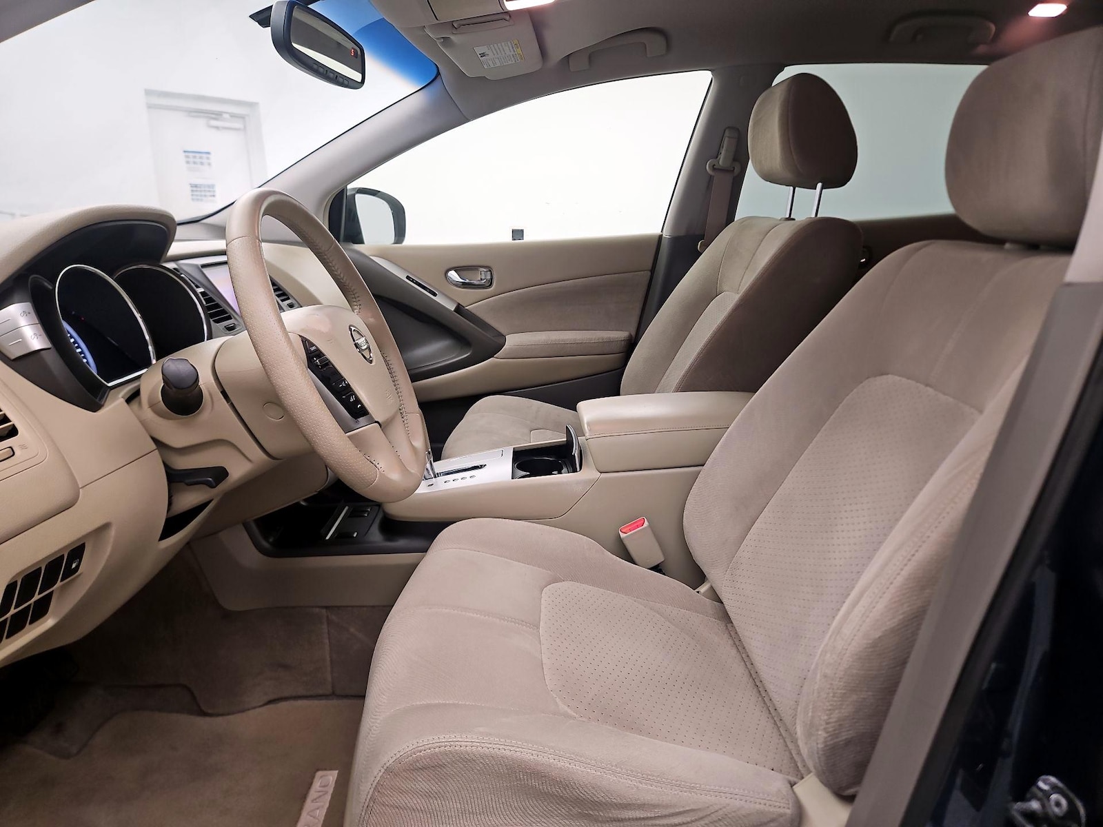 Power Seat(s) & Side Airbags
