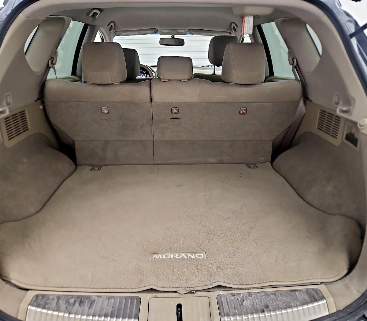 Trunk/Cargo (Seats Up)