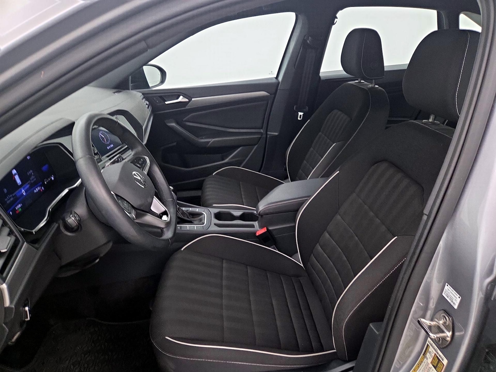 2024 Volkswagen Jetta Sport - Photo 12