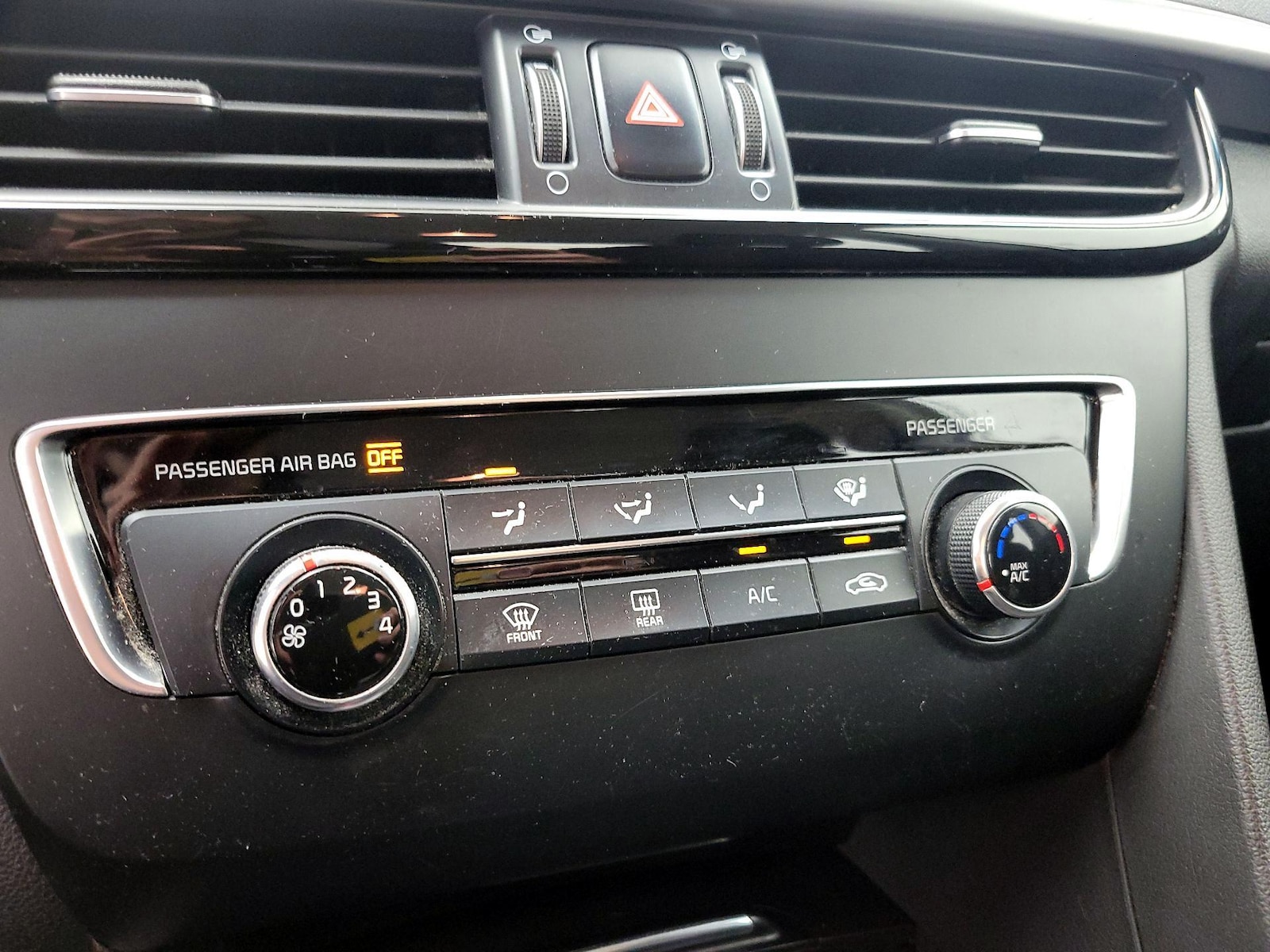 2016 Kia Optima LX - Photo 17