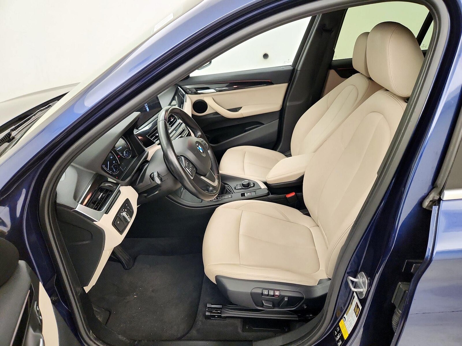 Power Seat(s) & Side Airbags