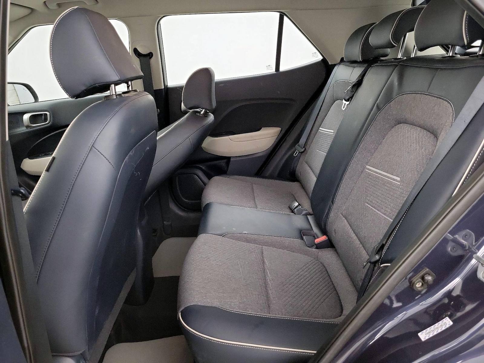 2022 Hyundai Venue Limited - Photo 21