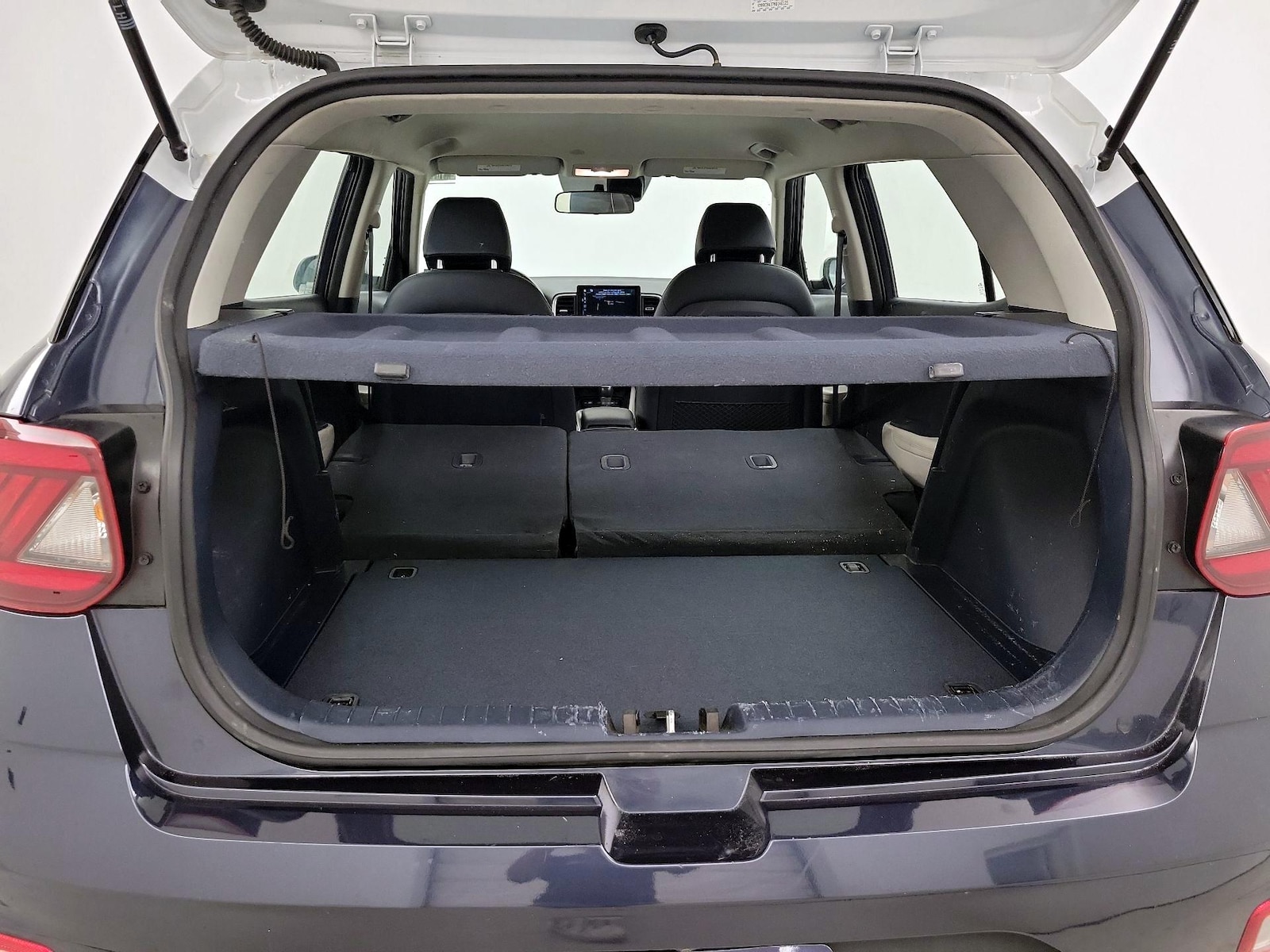 2022 Hyundai Venue Limited - Photo 23