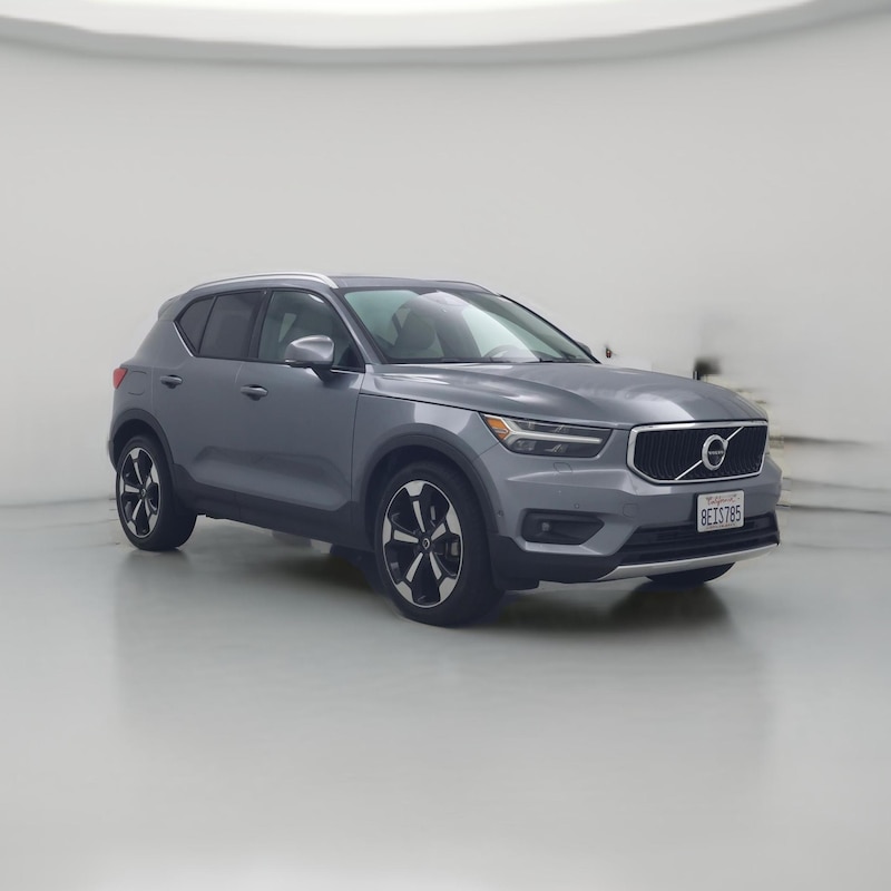 2019 Volvo XC40 T5 Momentum