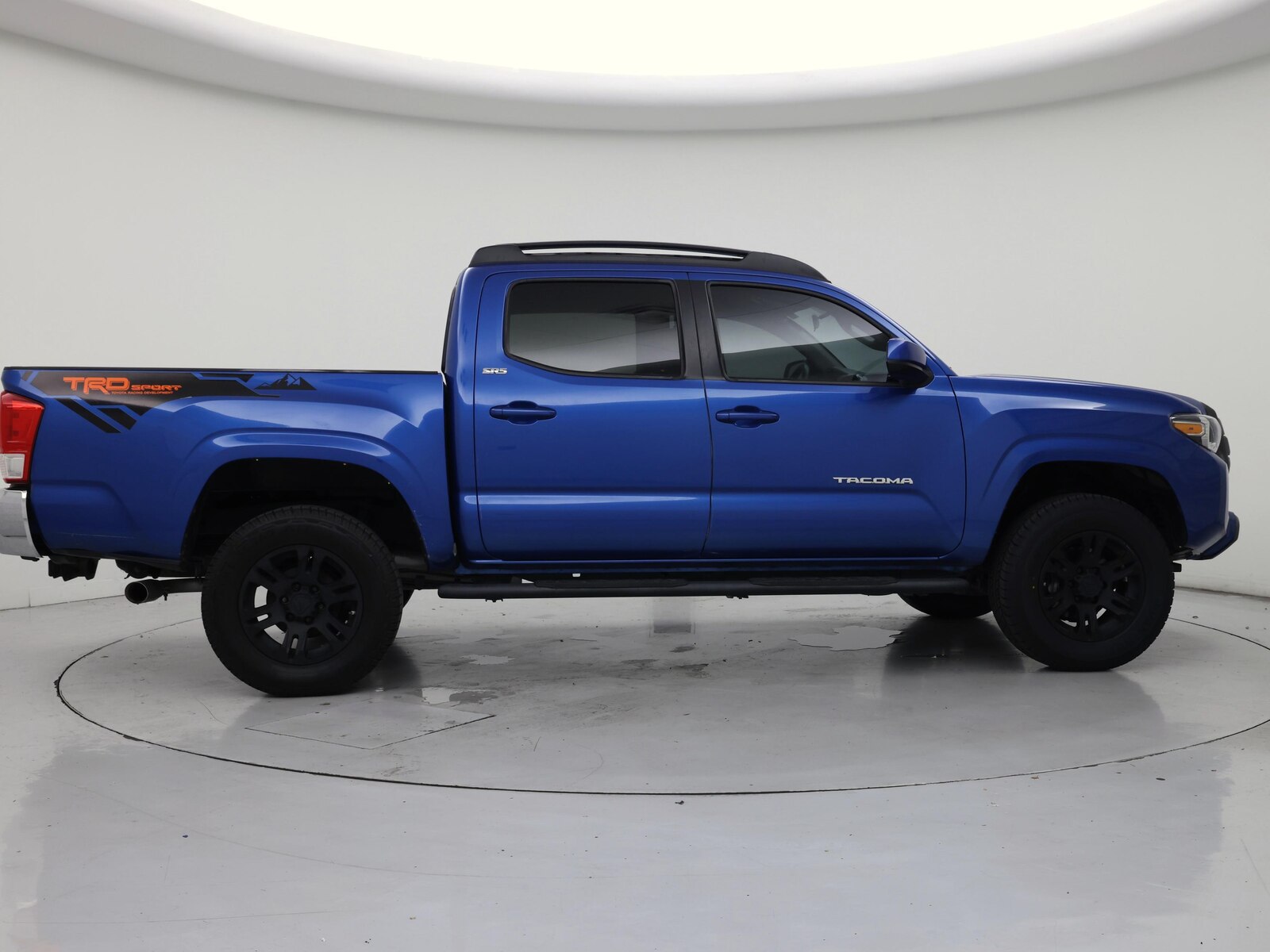 2016 Toyota Tacoma SR5, photo 8