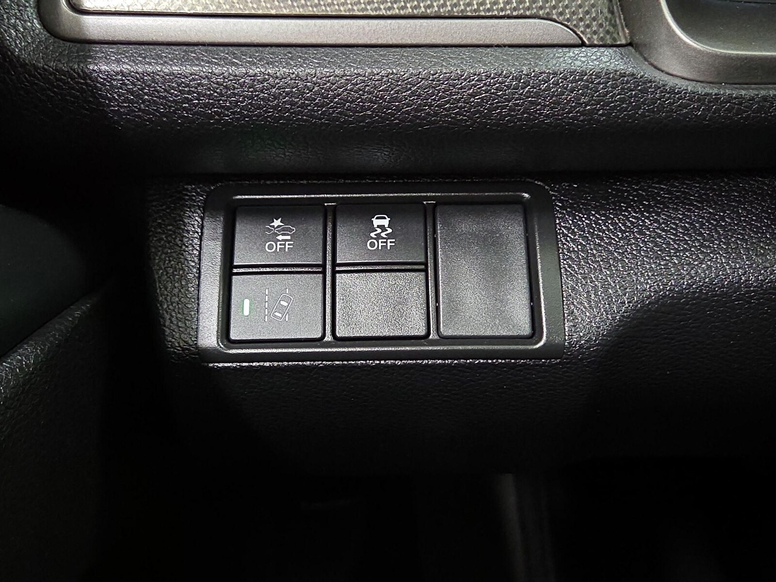 2019 Honda Civic Hatchback EX - Photo 12