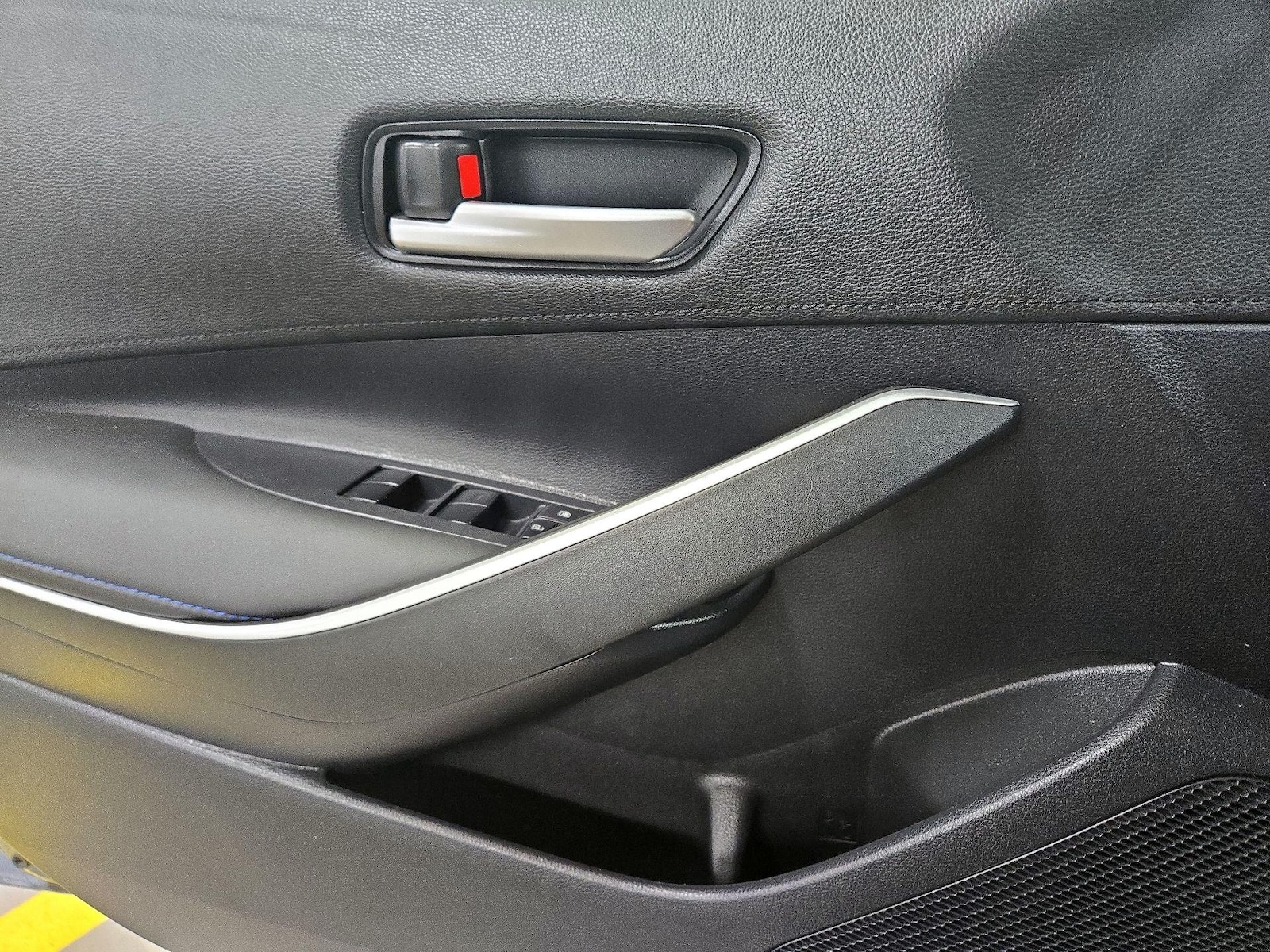 2020 Toyota Corolla SE - Photo 13