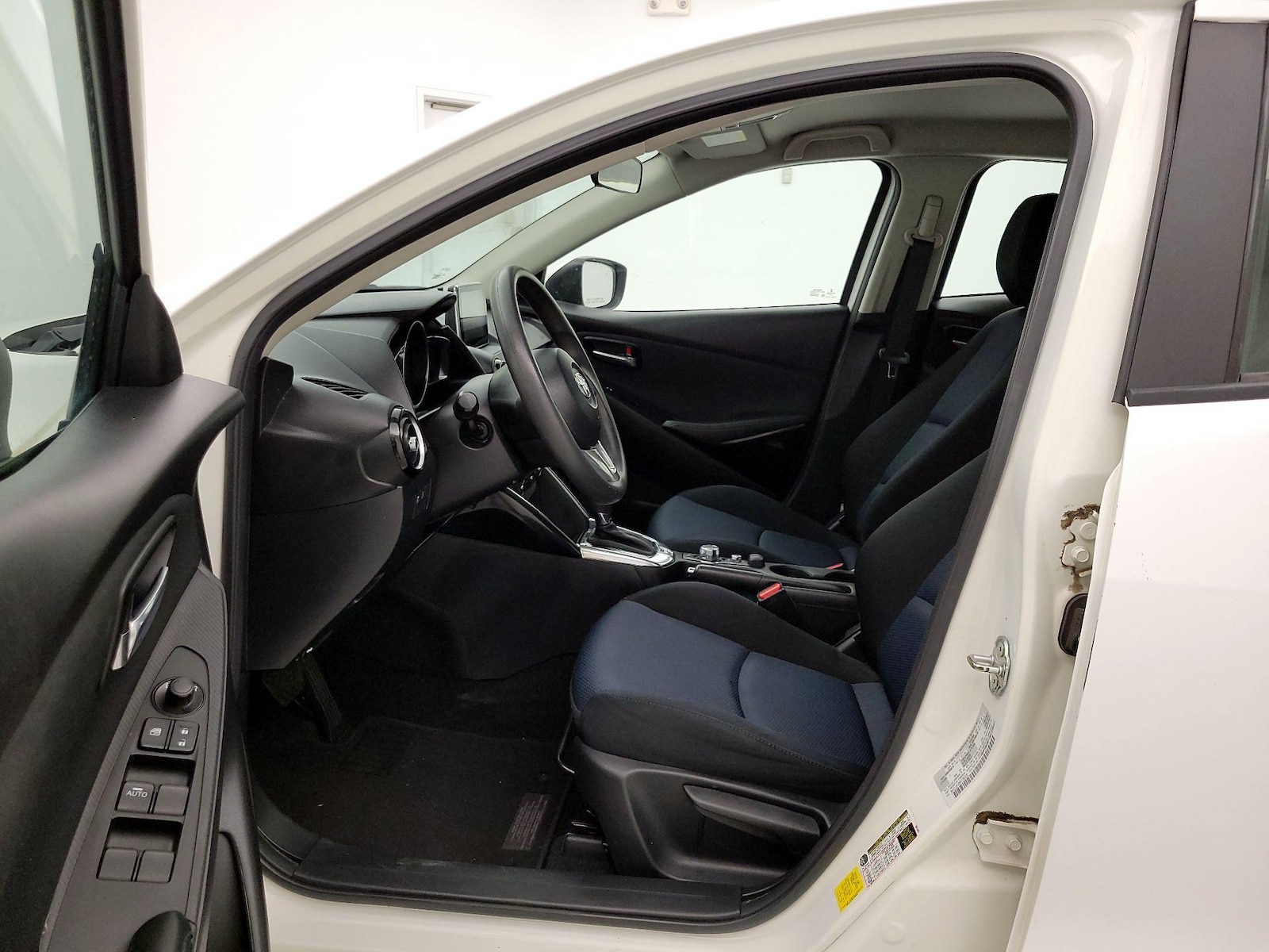 2017 Toyota Yaris iA Base - Photo 12