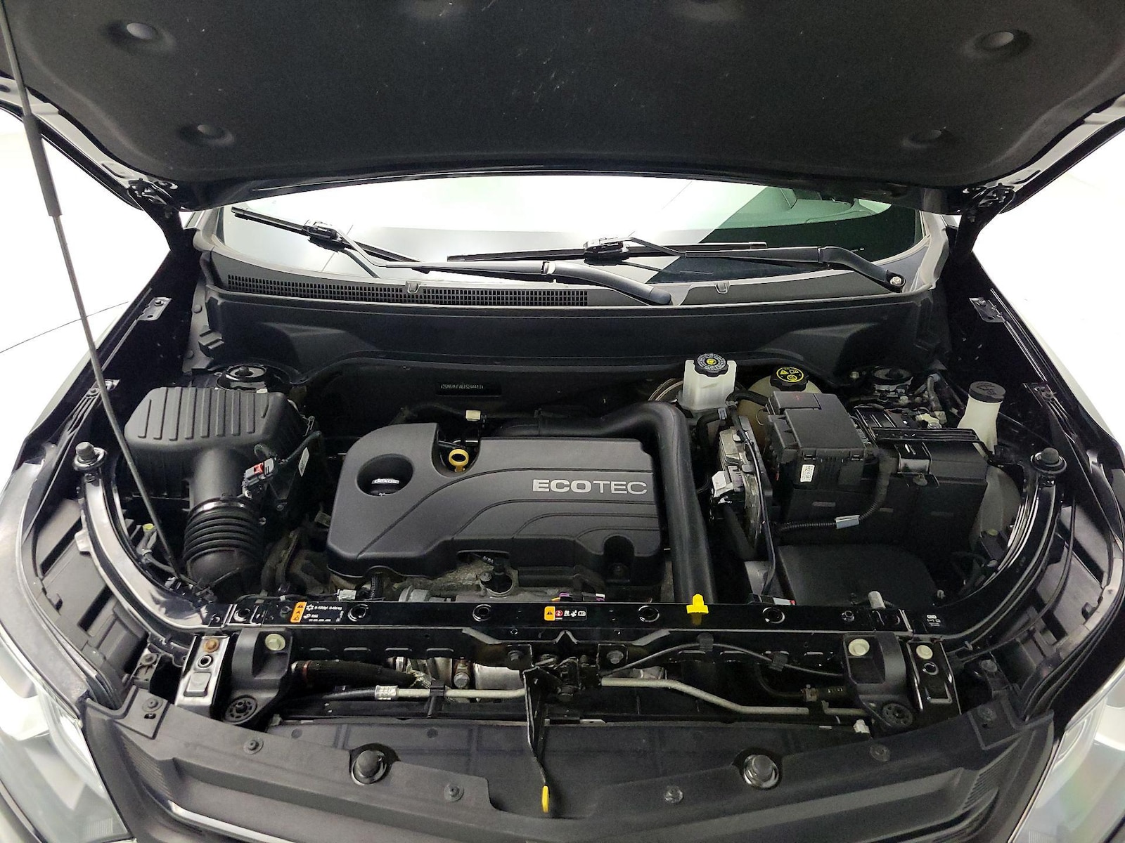 2018 Chevrolet Equinox LS - Photo 20