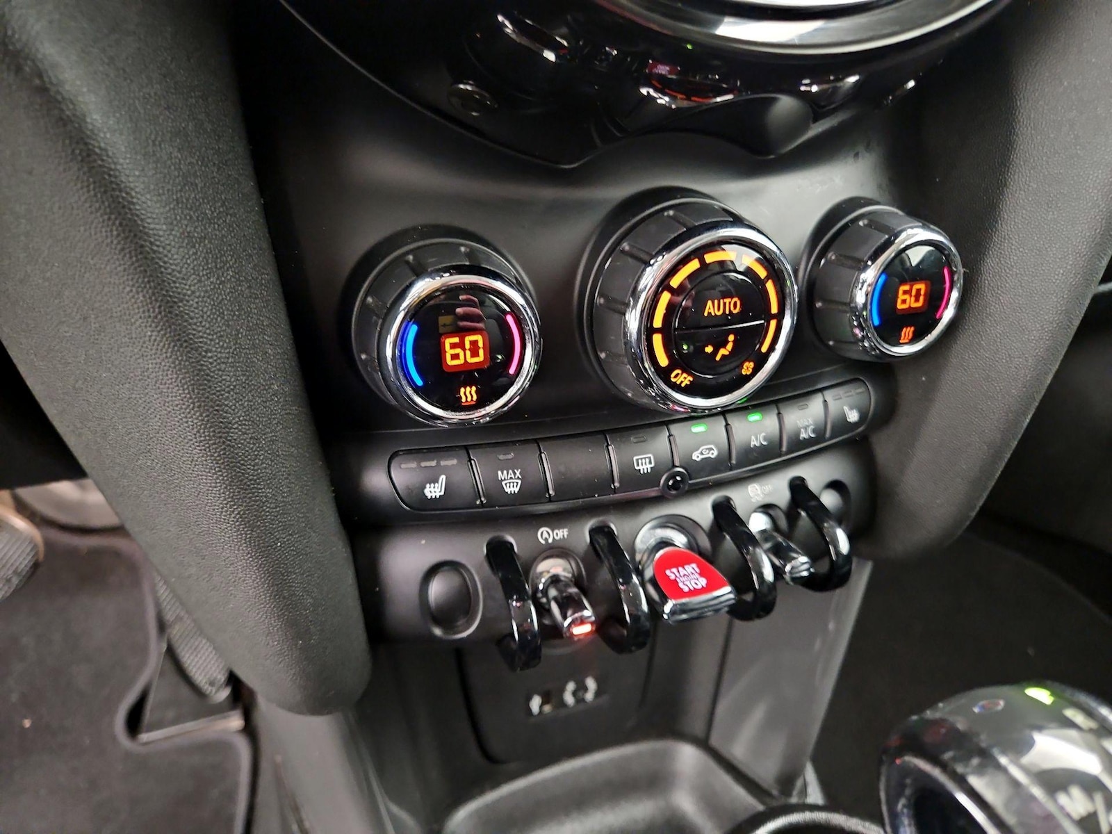 2017 MINI Cooper Base - Photo 16