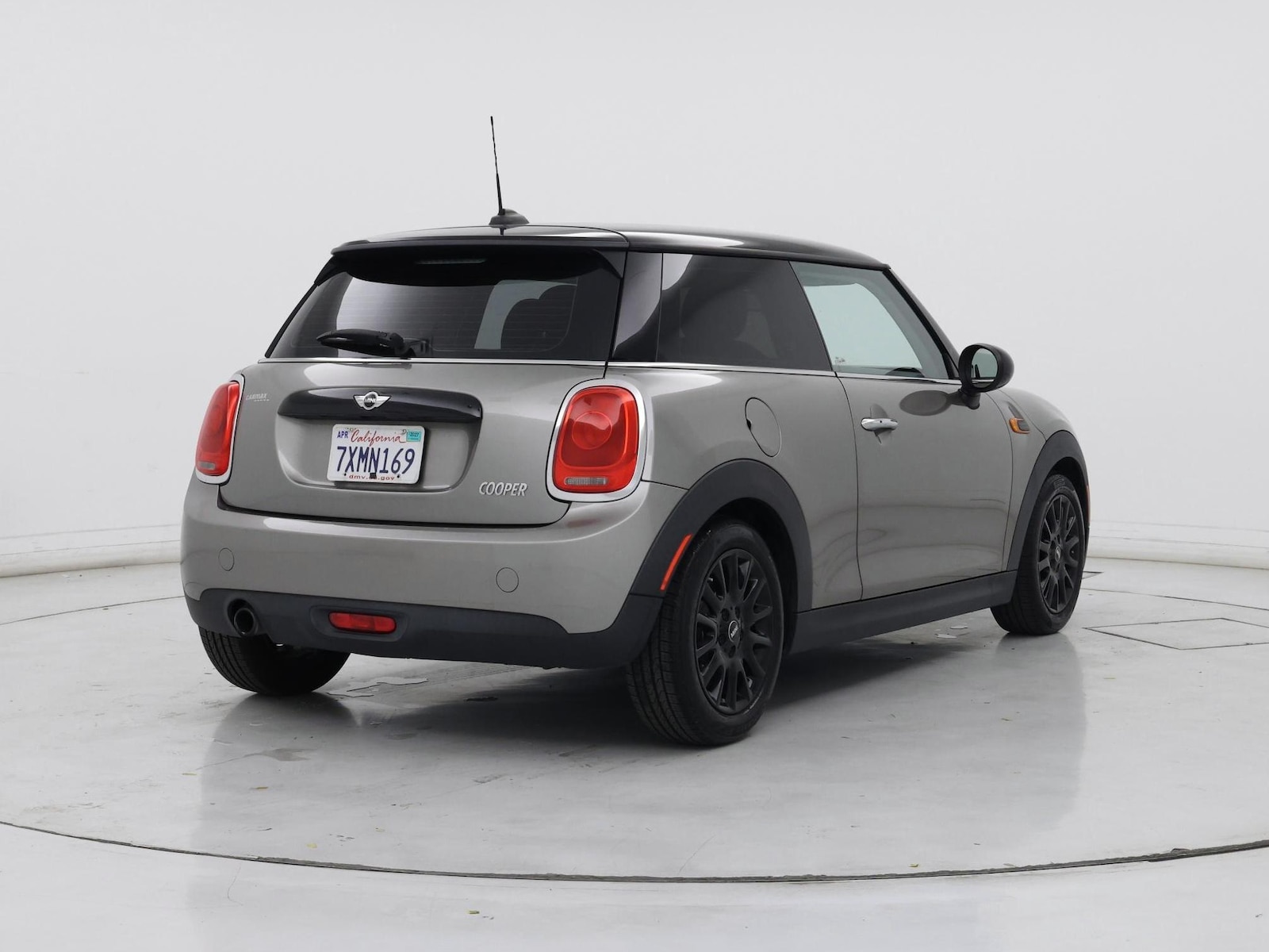 2017 MINI Cooper Base - Photo 9