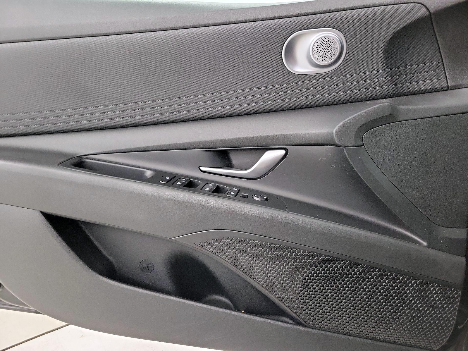 2022 Hyundai Elantra Blue - Photo 13