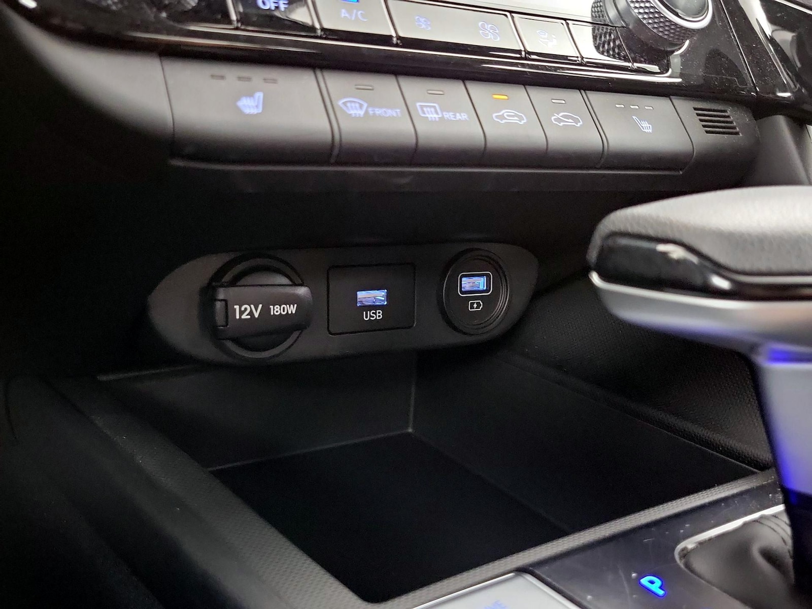 2022 Hyundai Elantra Blue - Photo 19