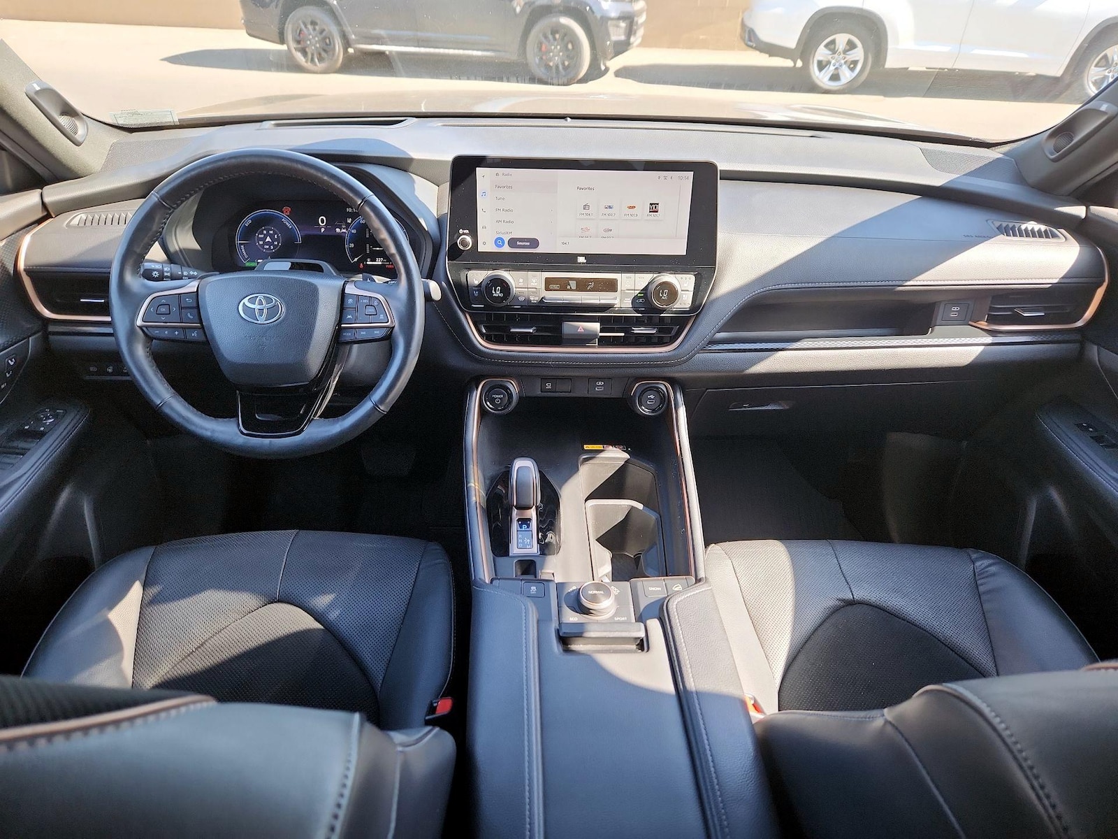Apple CarPlay® & Android Auto™