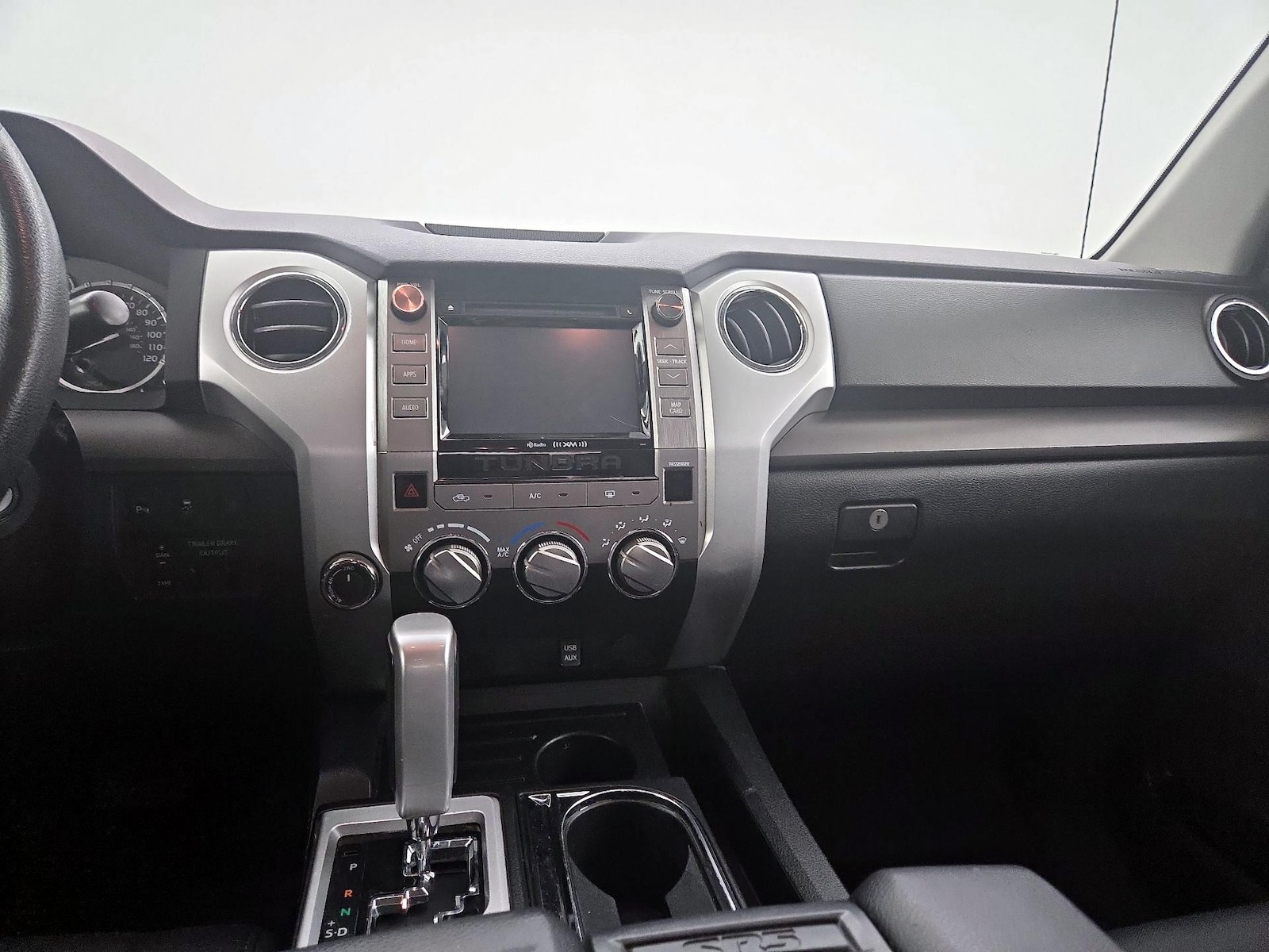 2017 Toyota Tundra SR5 - Photo 10