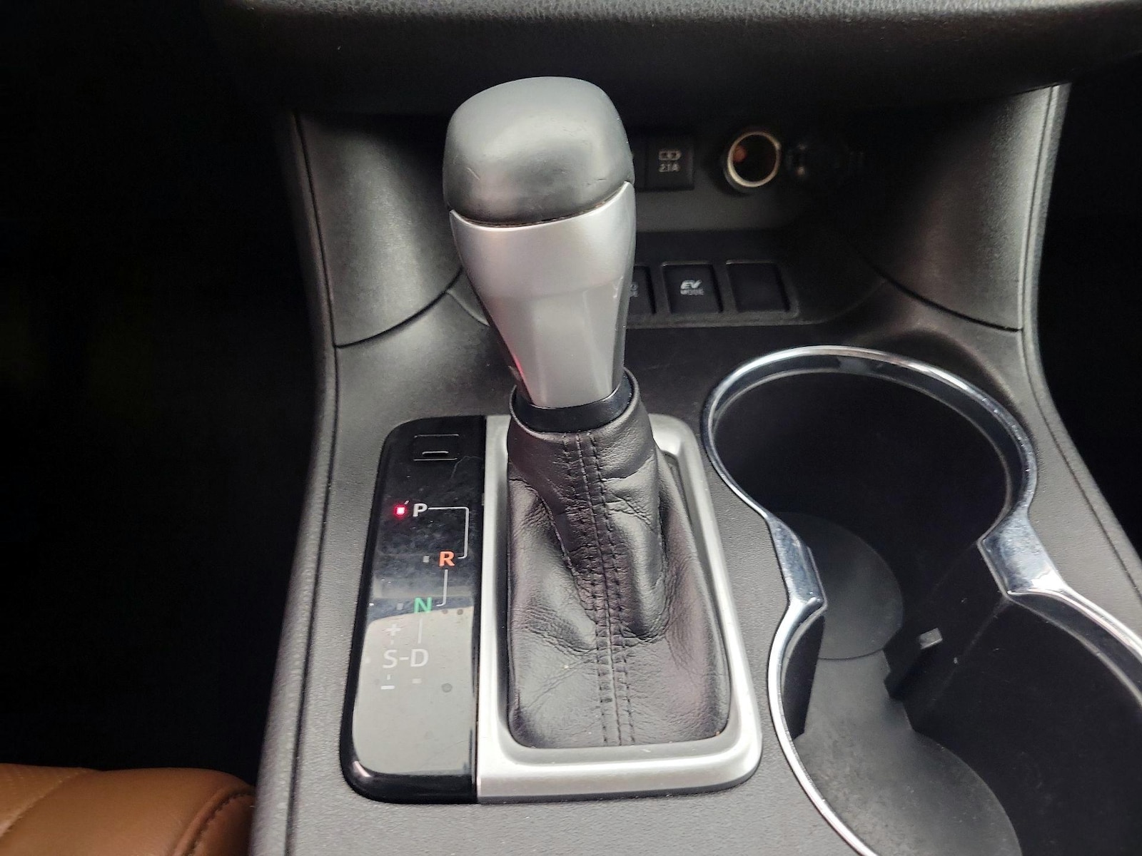 2018 Toyota Highlander Limited - Photo 18