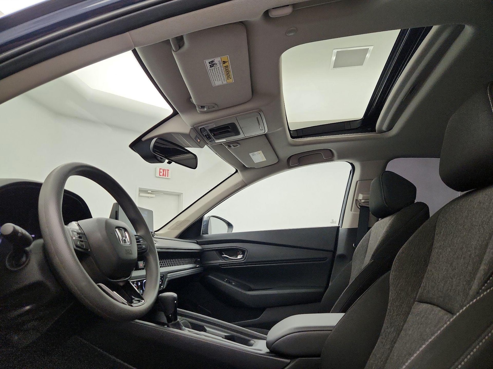 Sunroof(s) & Overhead Airbags