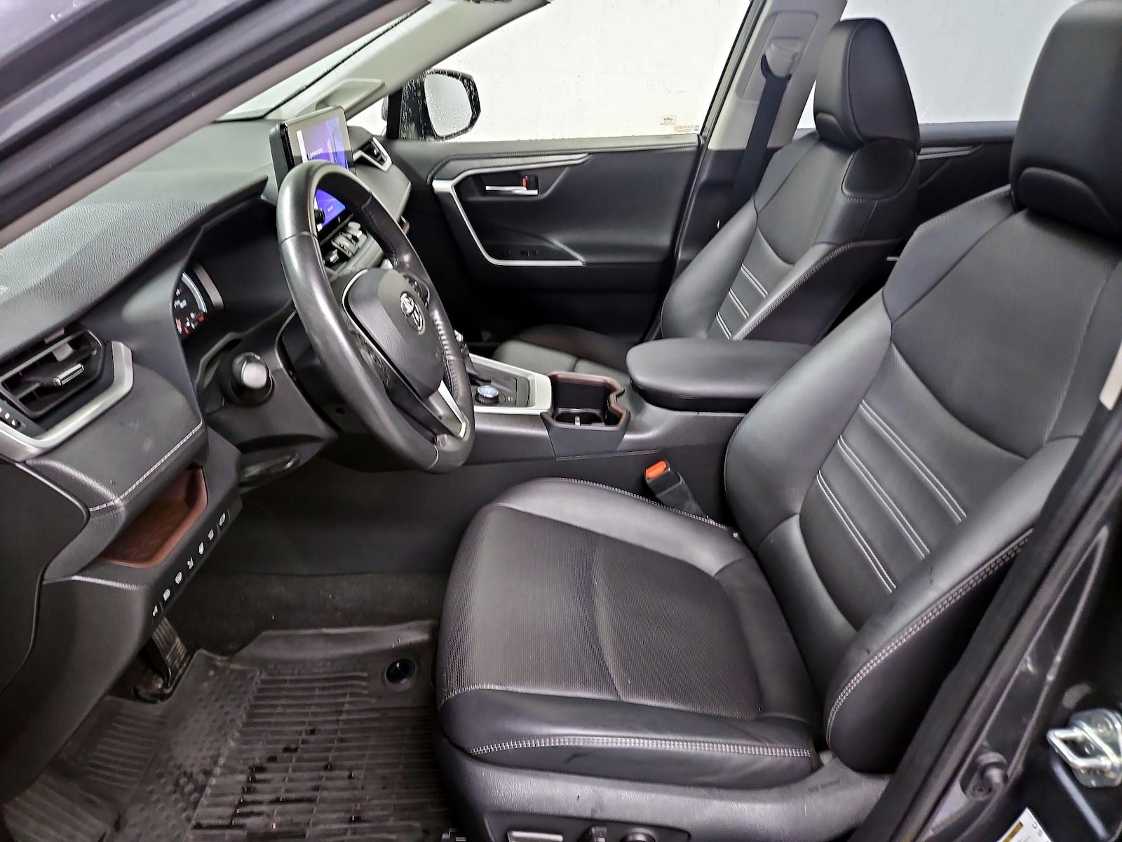 Power Seat(s) & Side Airbags