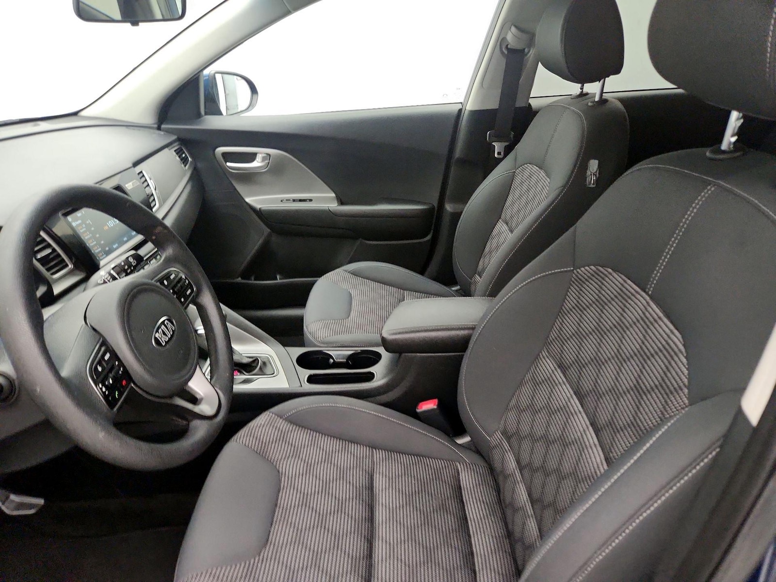 2018 Kia Niro LX - Photo 12