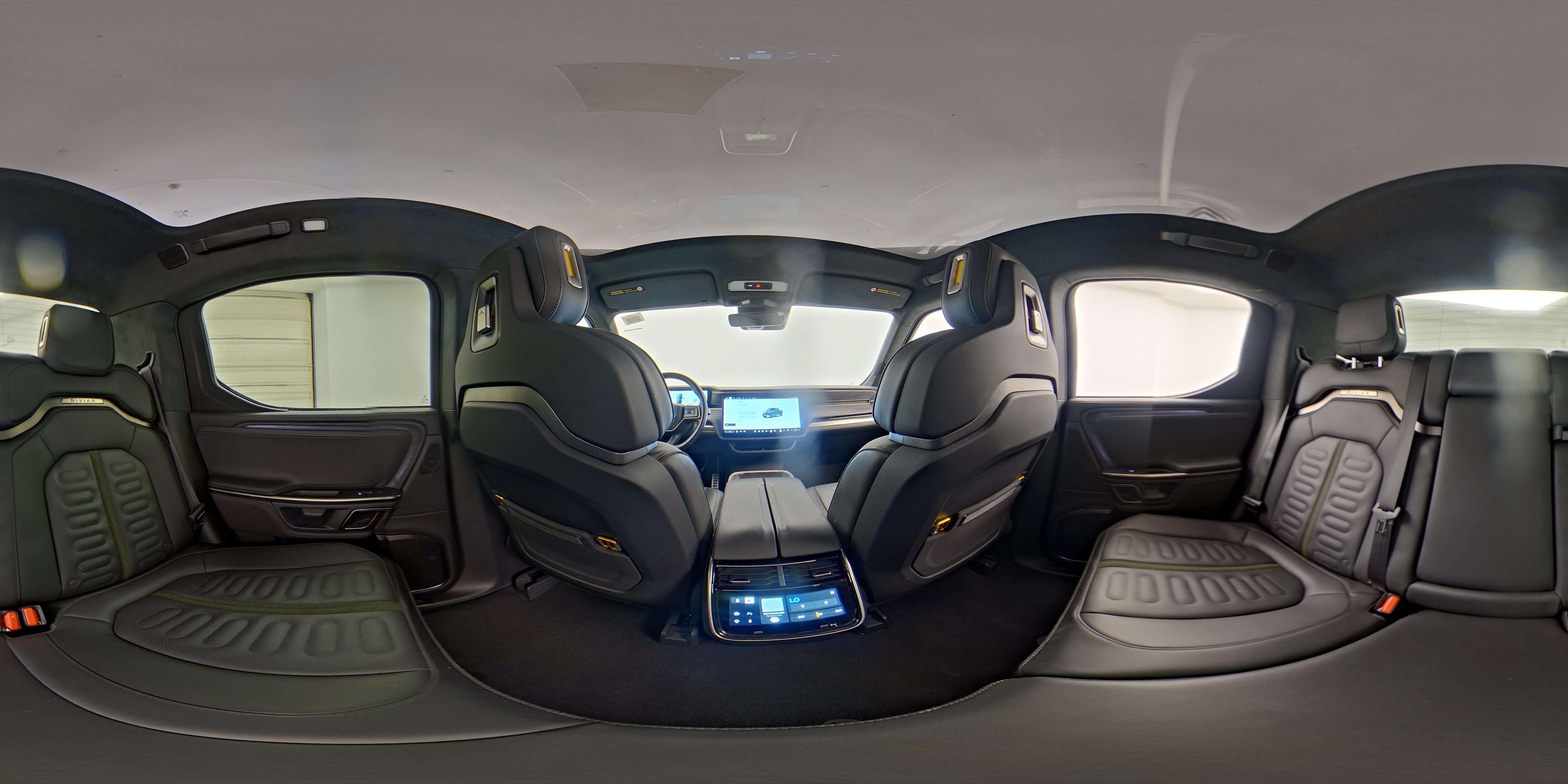 2023 Rivian R1T Adventure - Photo 23