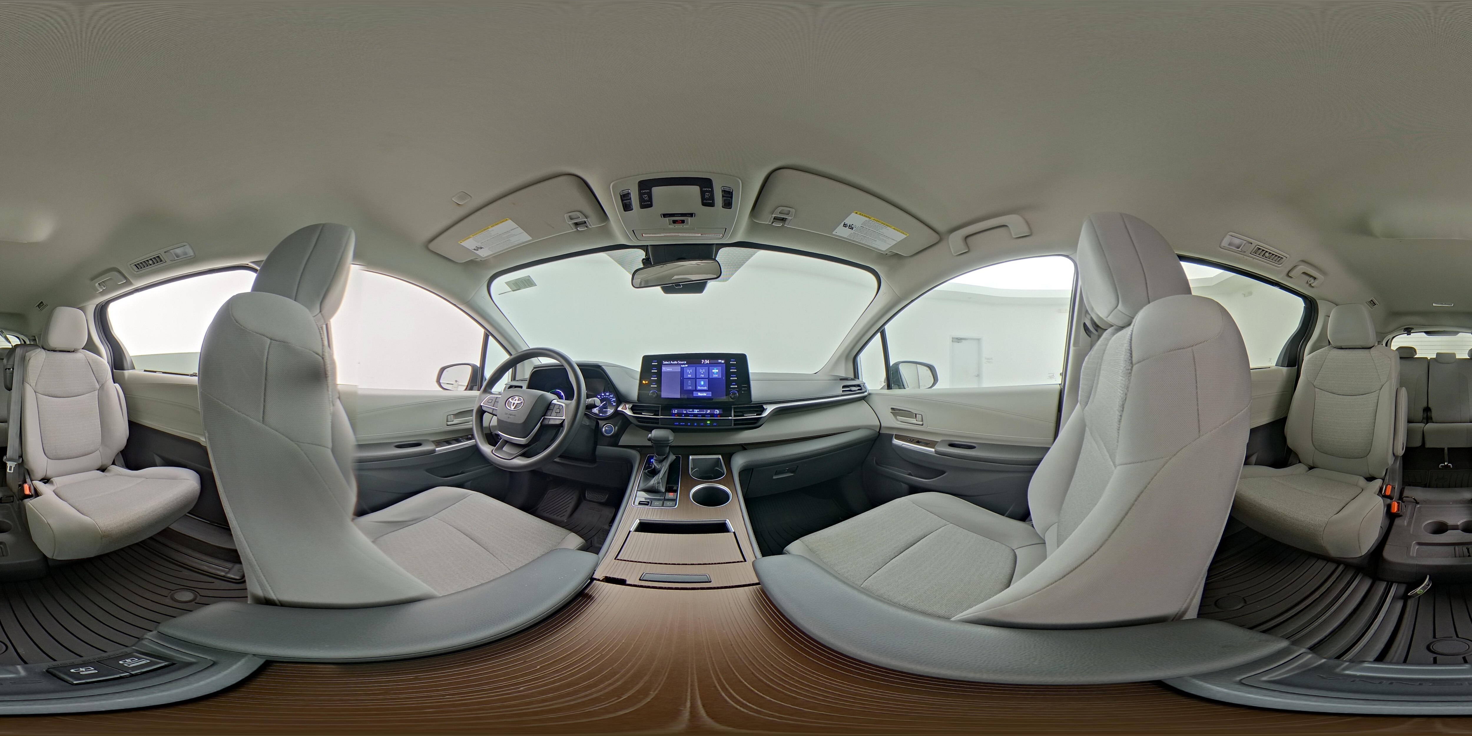 2021 Toyota Sienna LE - Photo 27