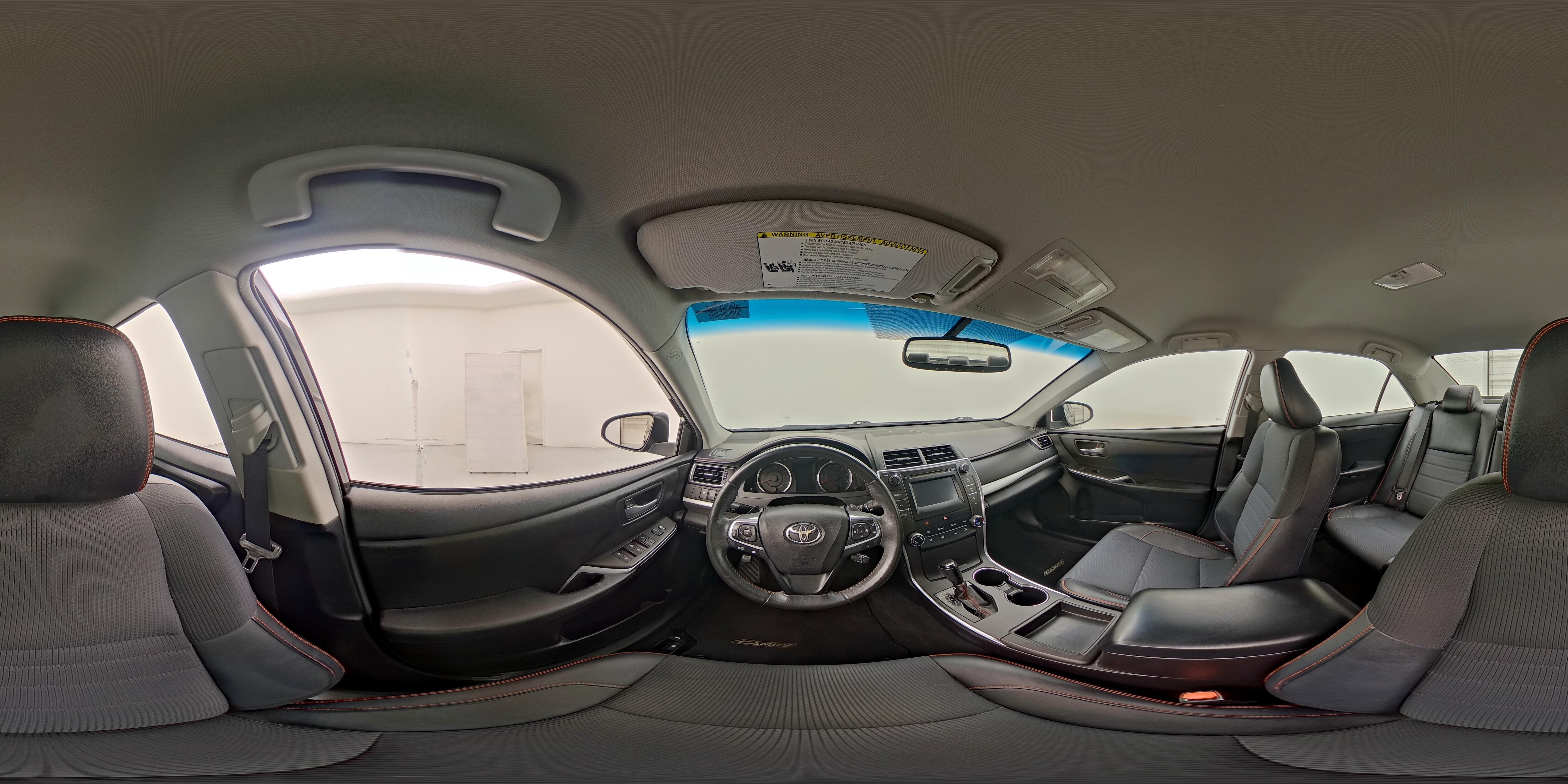 2017 Toyota Camry SE - Photo 26