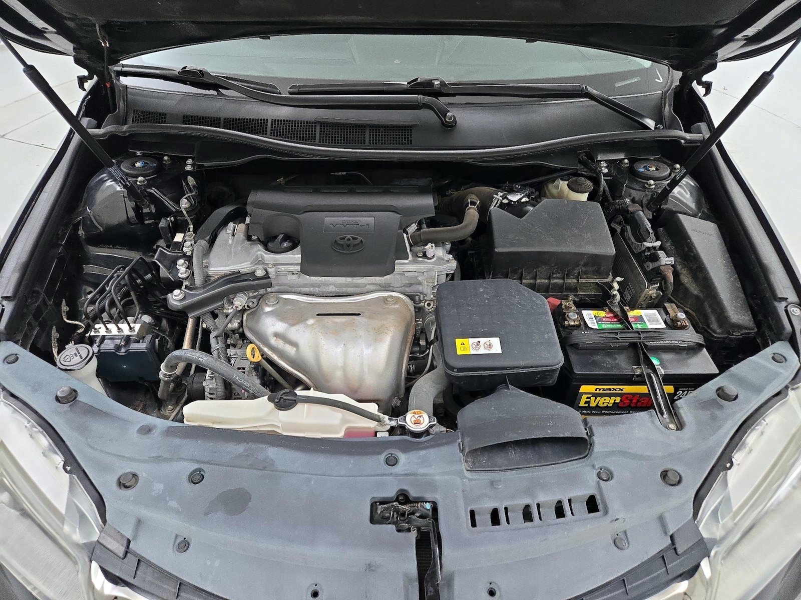 2017 Toyota Camry SE - Photo 22