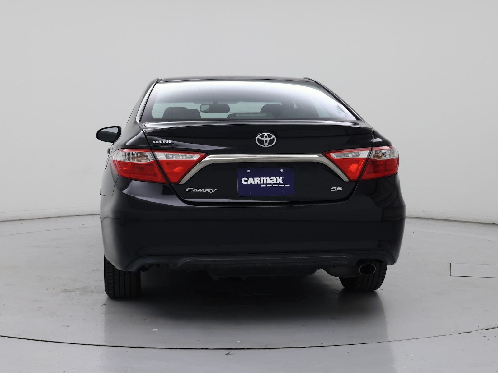 2017 Toyota Camry SE - Photo 7