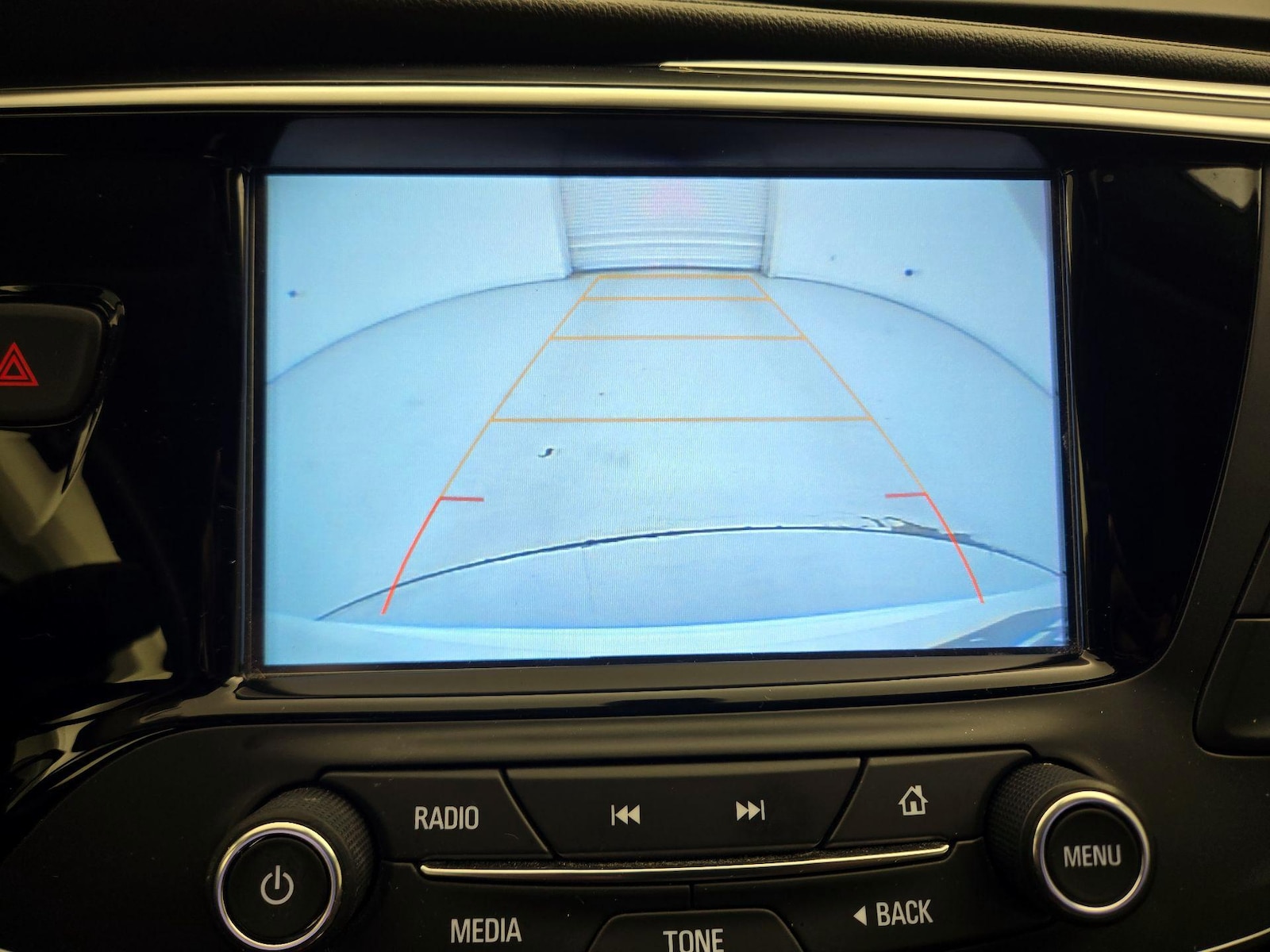2020 Buick Envision Essence - Photo 15