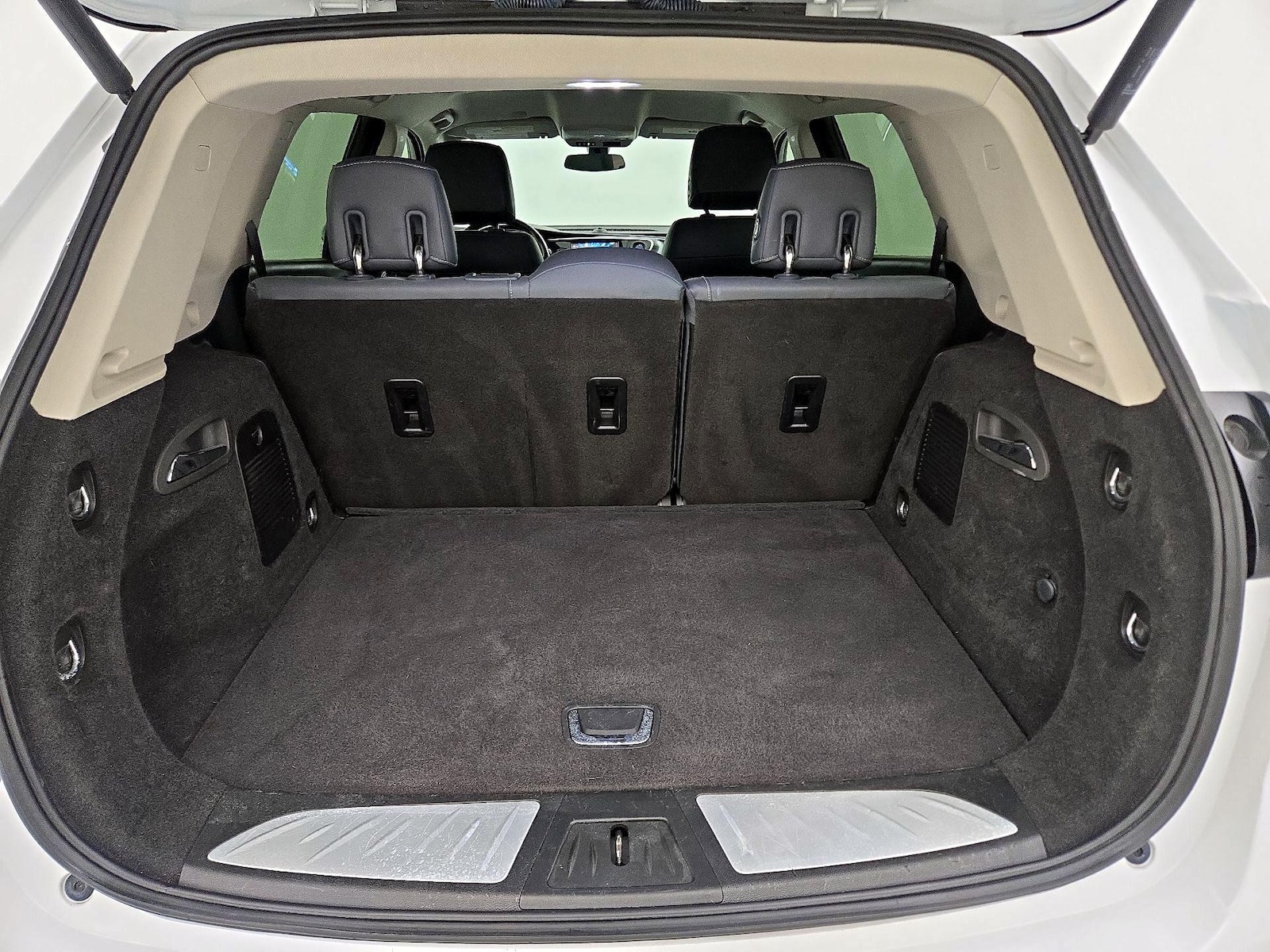 2020 Buick Envision Essence - Photo 21
