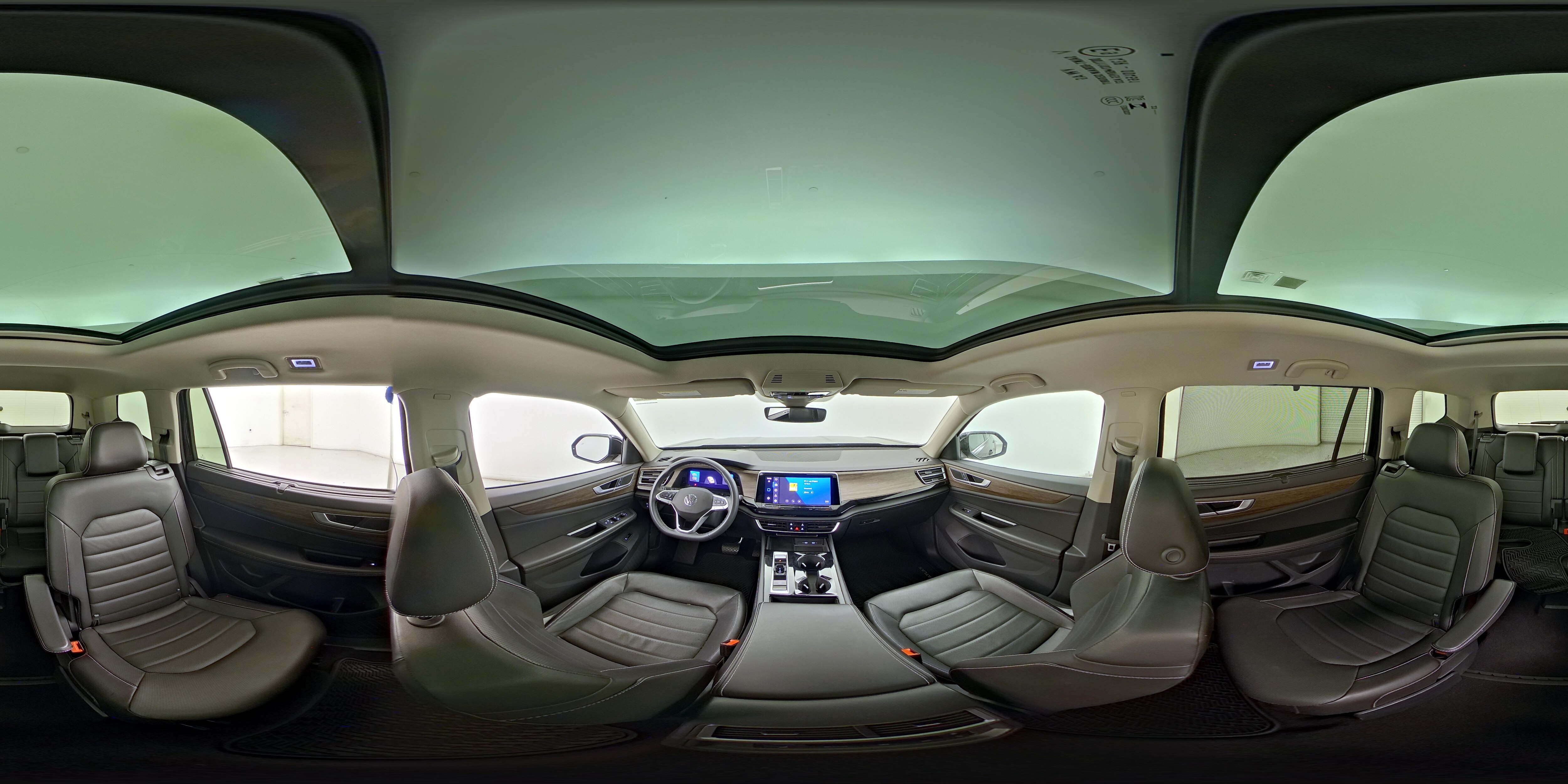 2024 Volkswagen Atlas SEL - Photo 26