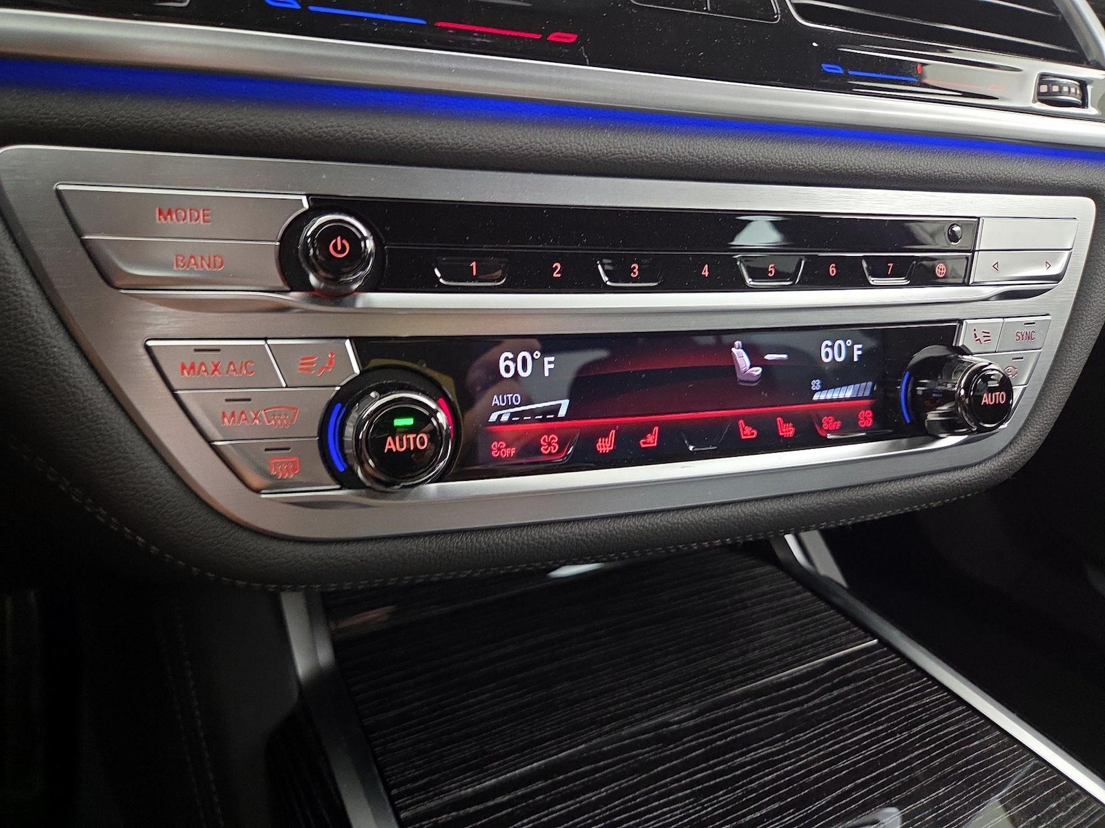 2022 BMW 7 Series 750i - Photo 18