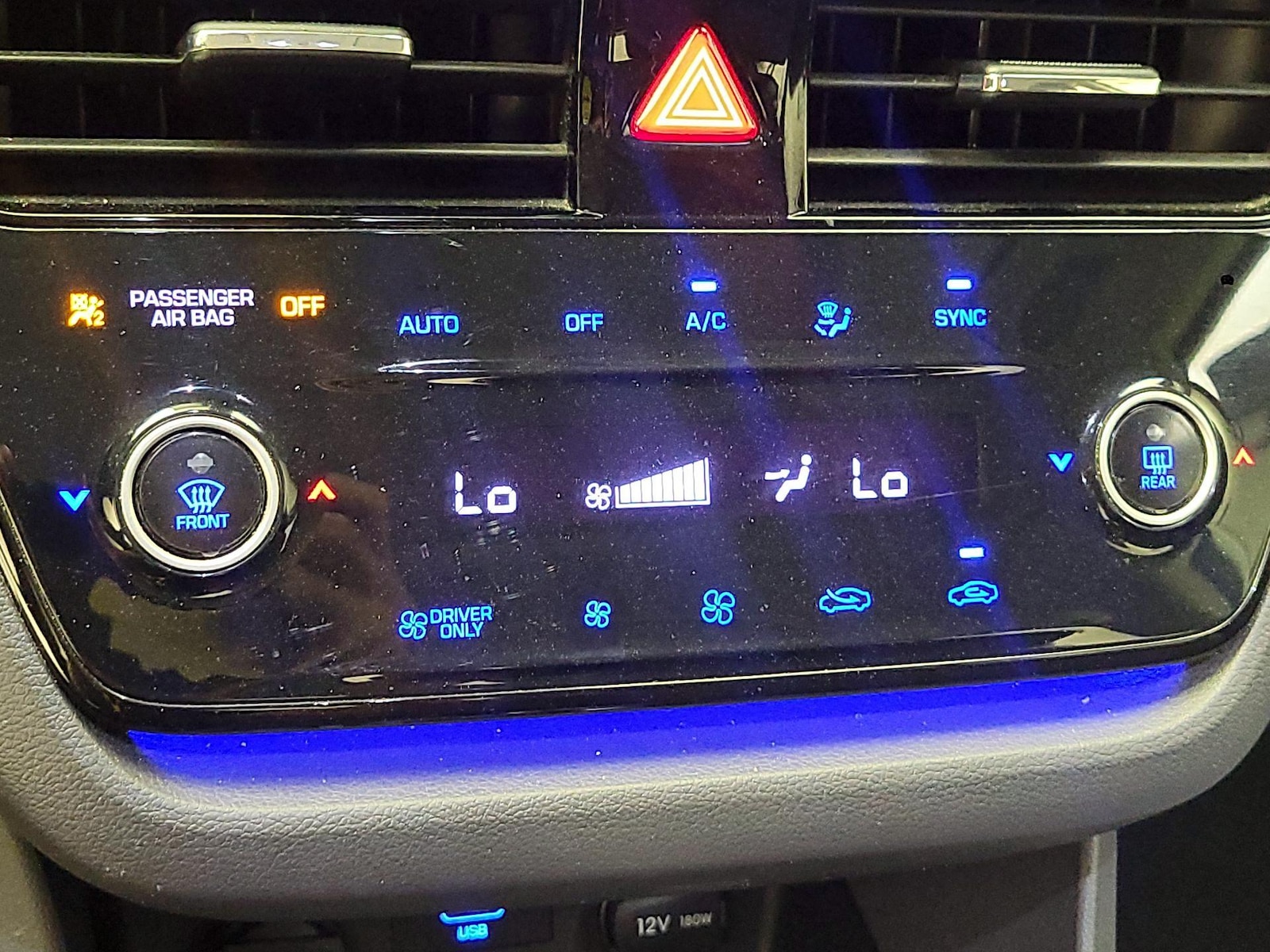 2020 Hyundai IONIQ Limited - Photo 18