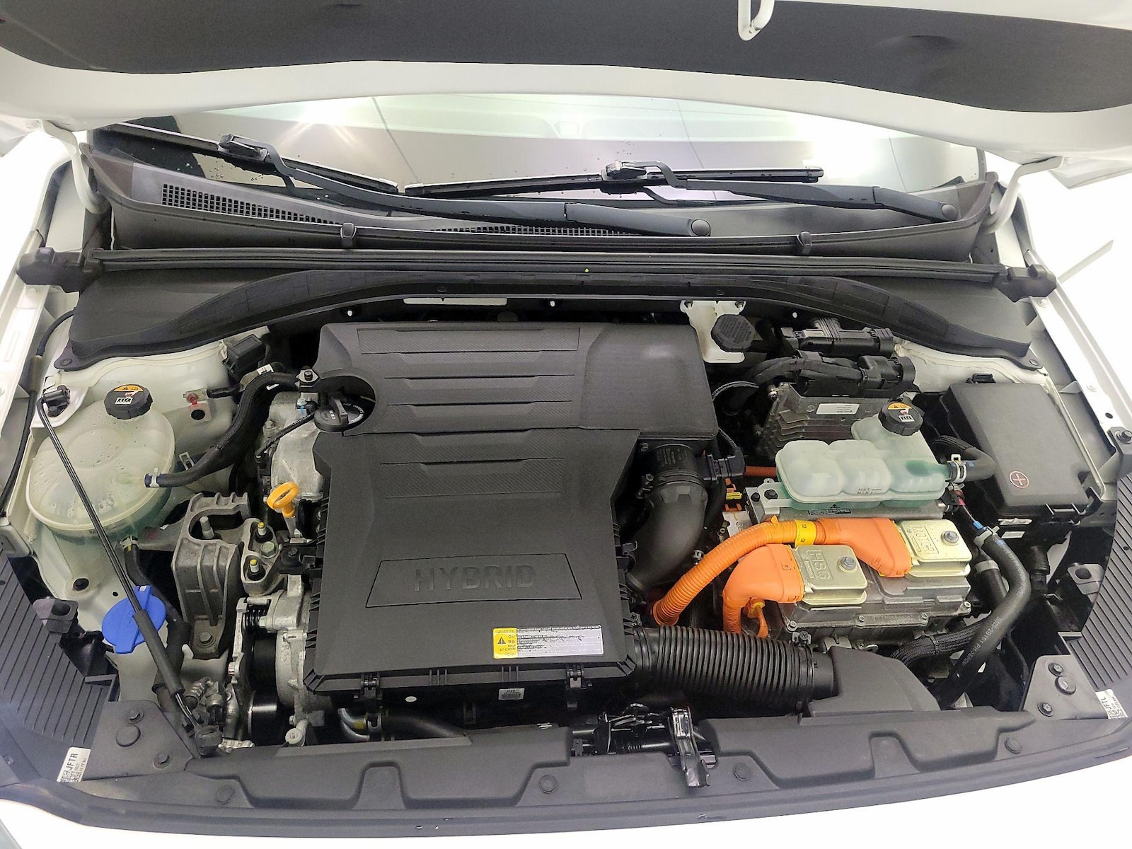 2020 Hyundai IONIQ Limited - Photo 24