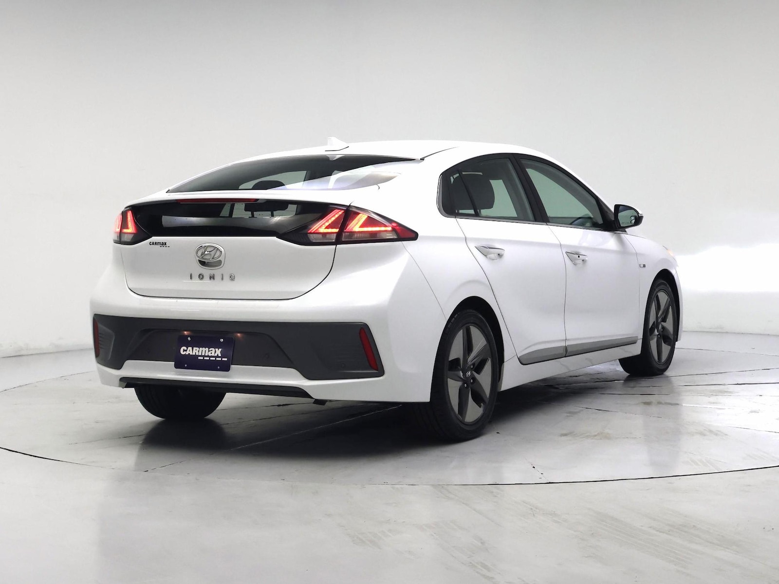 2020 Hyundai IONIQ Limited - Photo 9