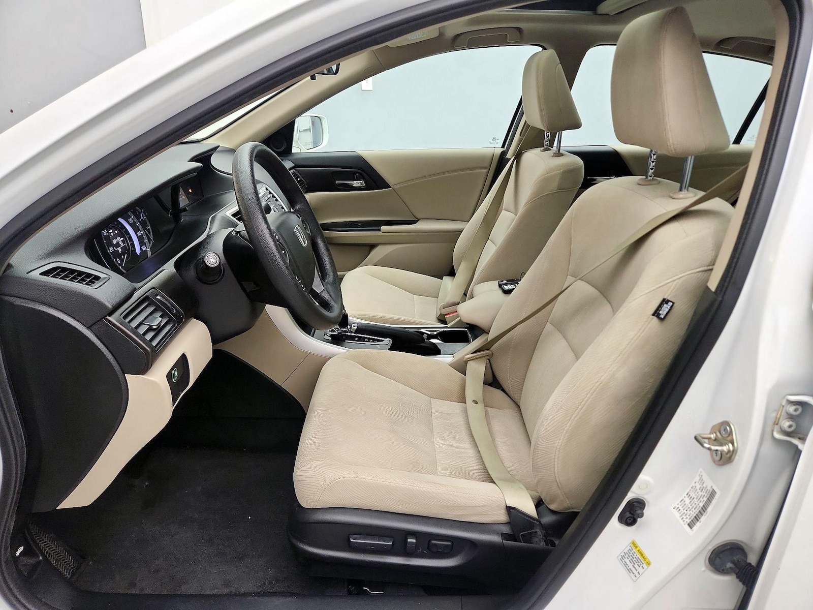 2015 Honda Accord EX - Photo 12