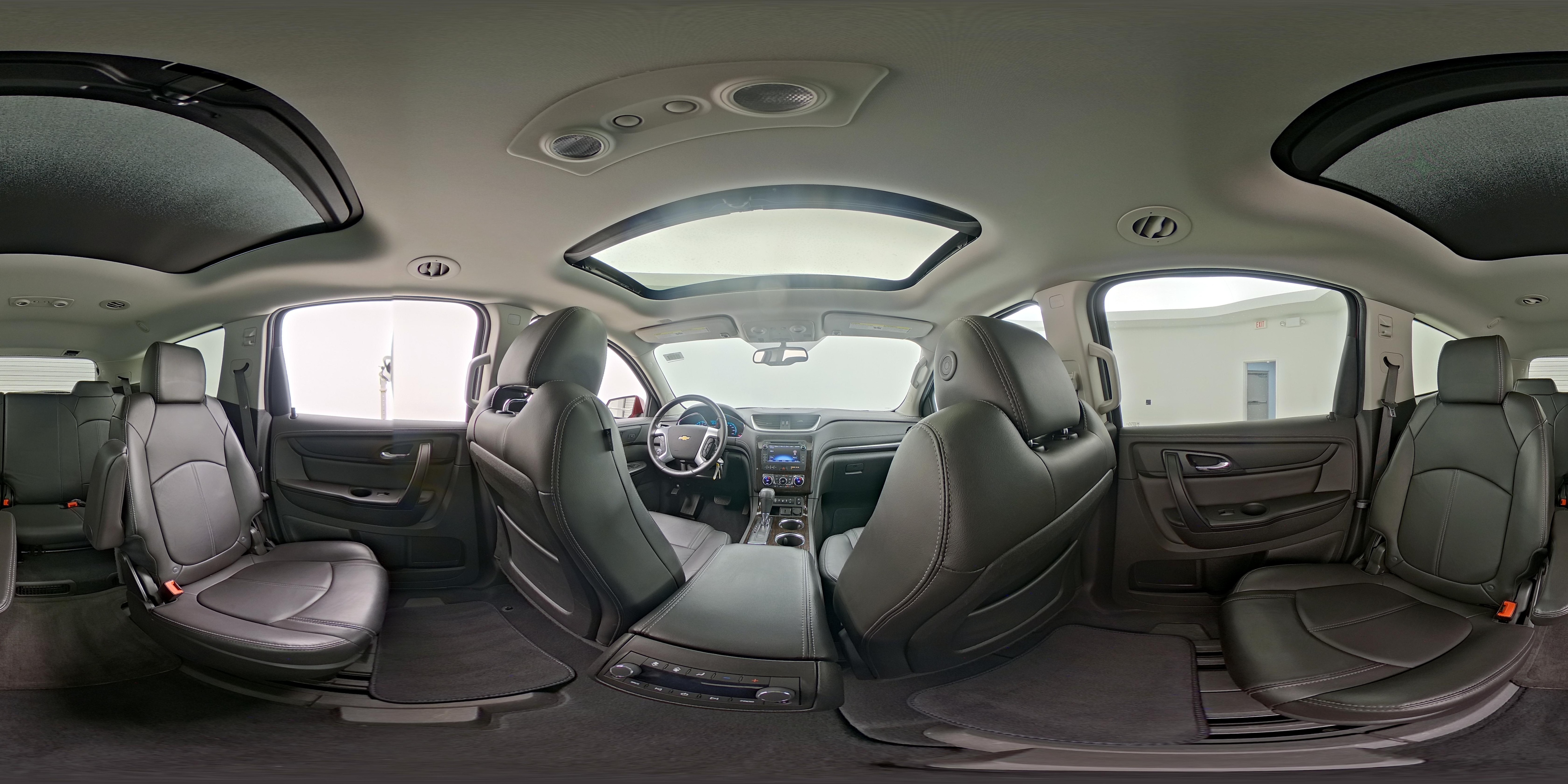 2016 Chevrolet Traverse 2LT - Photo 26