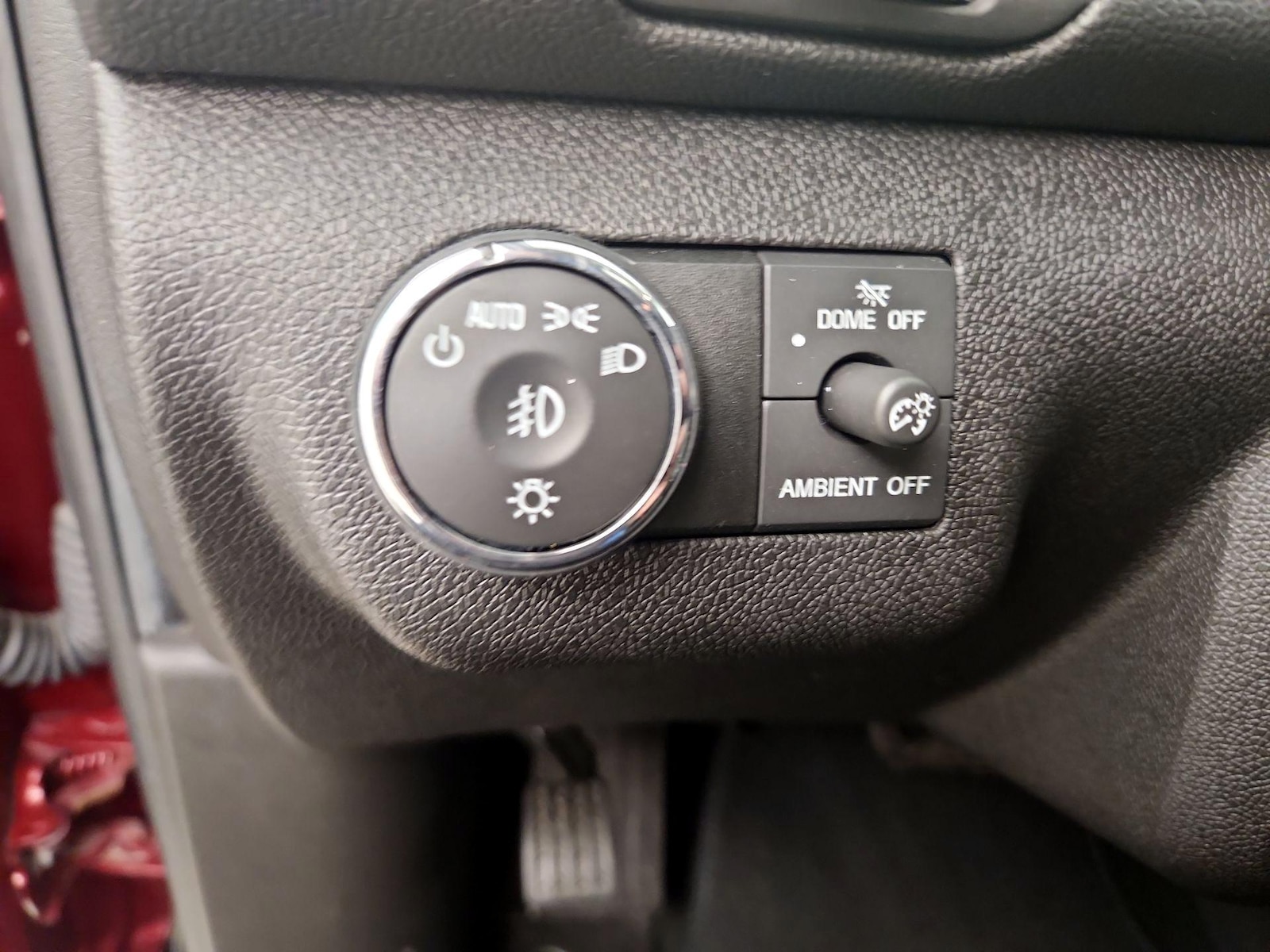 2016 Chevrolet Traverse 2LT - Photo 12